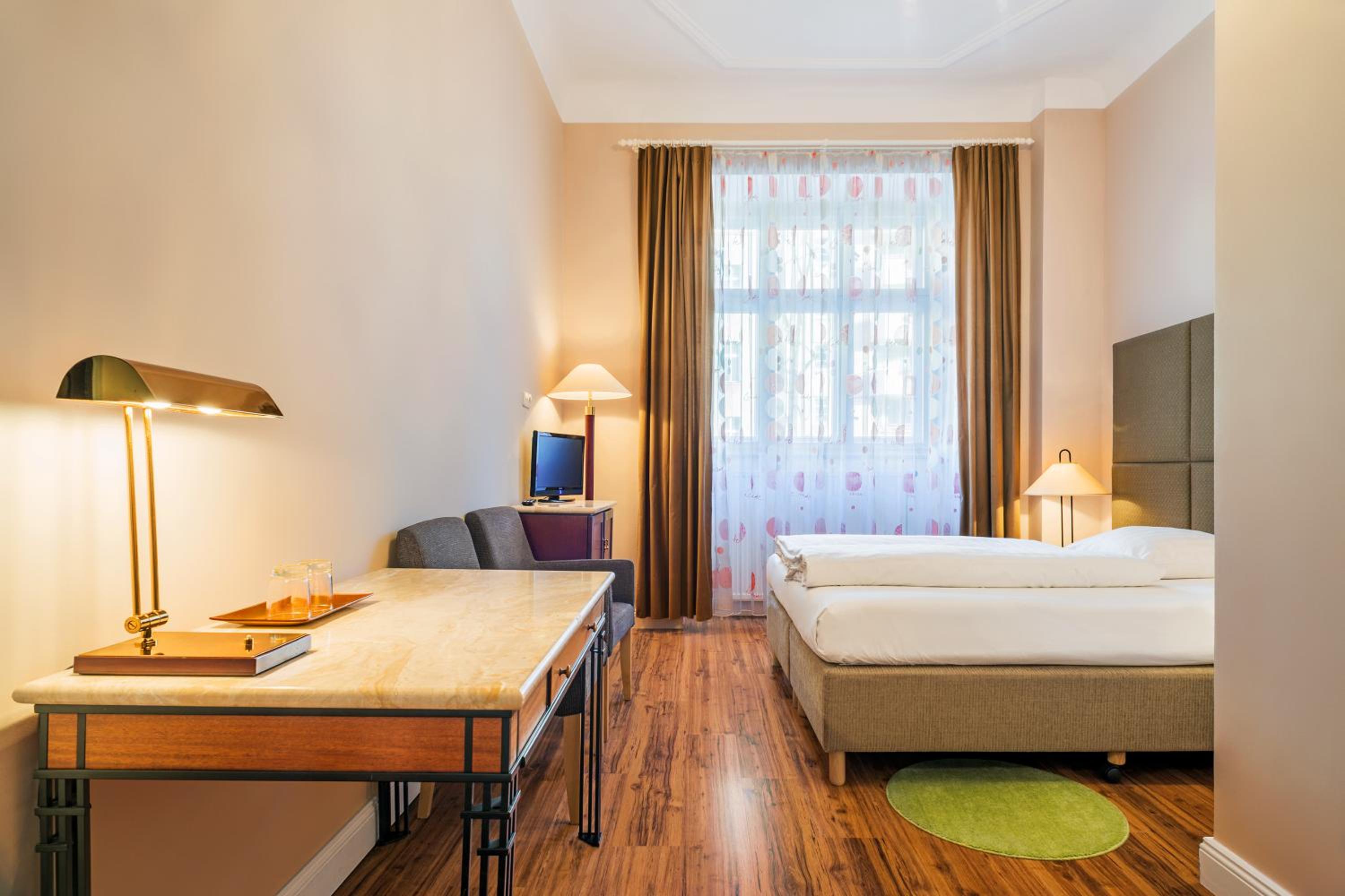 Single Room photo 1
