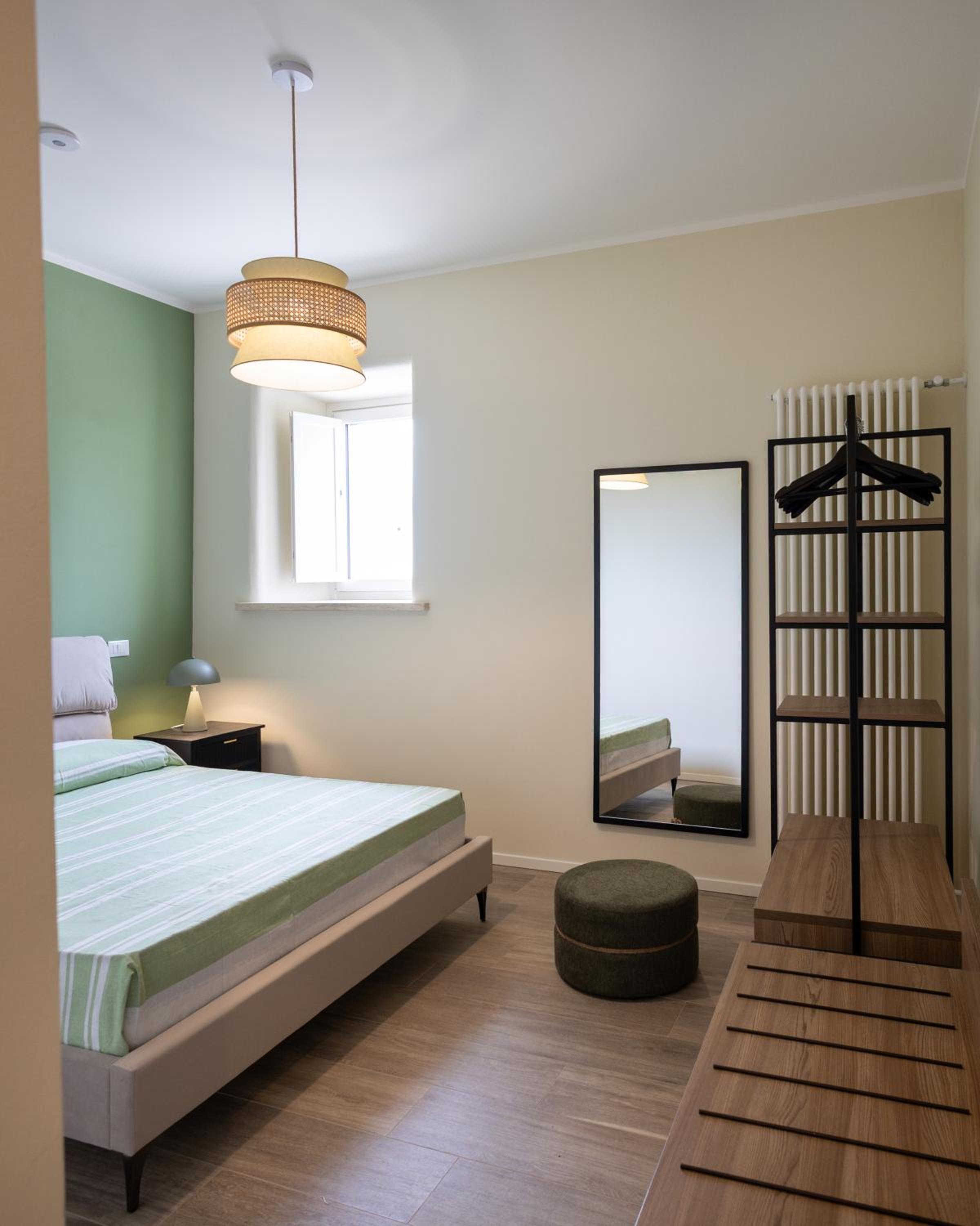 One-Bedroom Apartment with Terrace photo 2