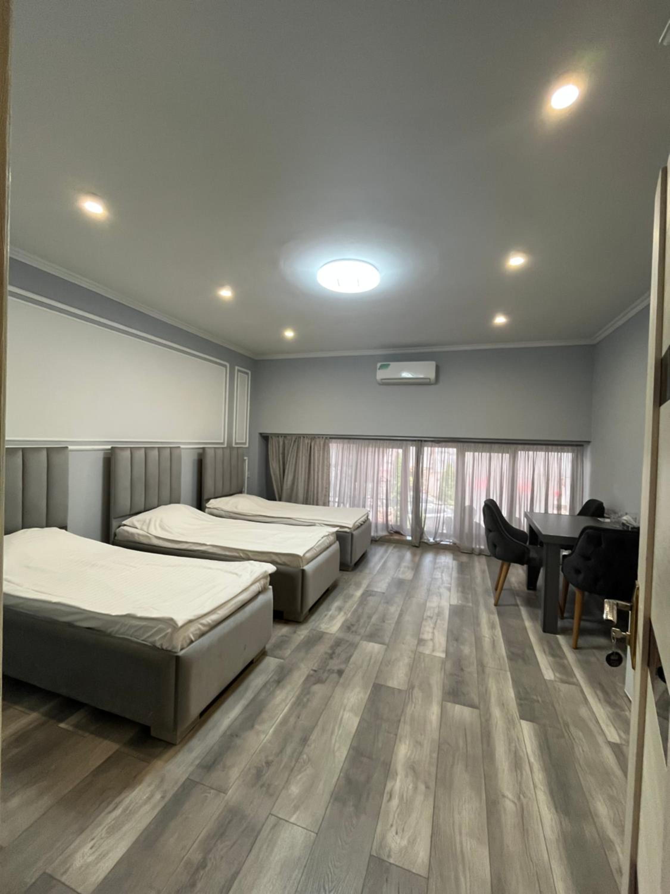 Economy Triple Room photo 1