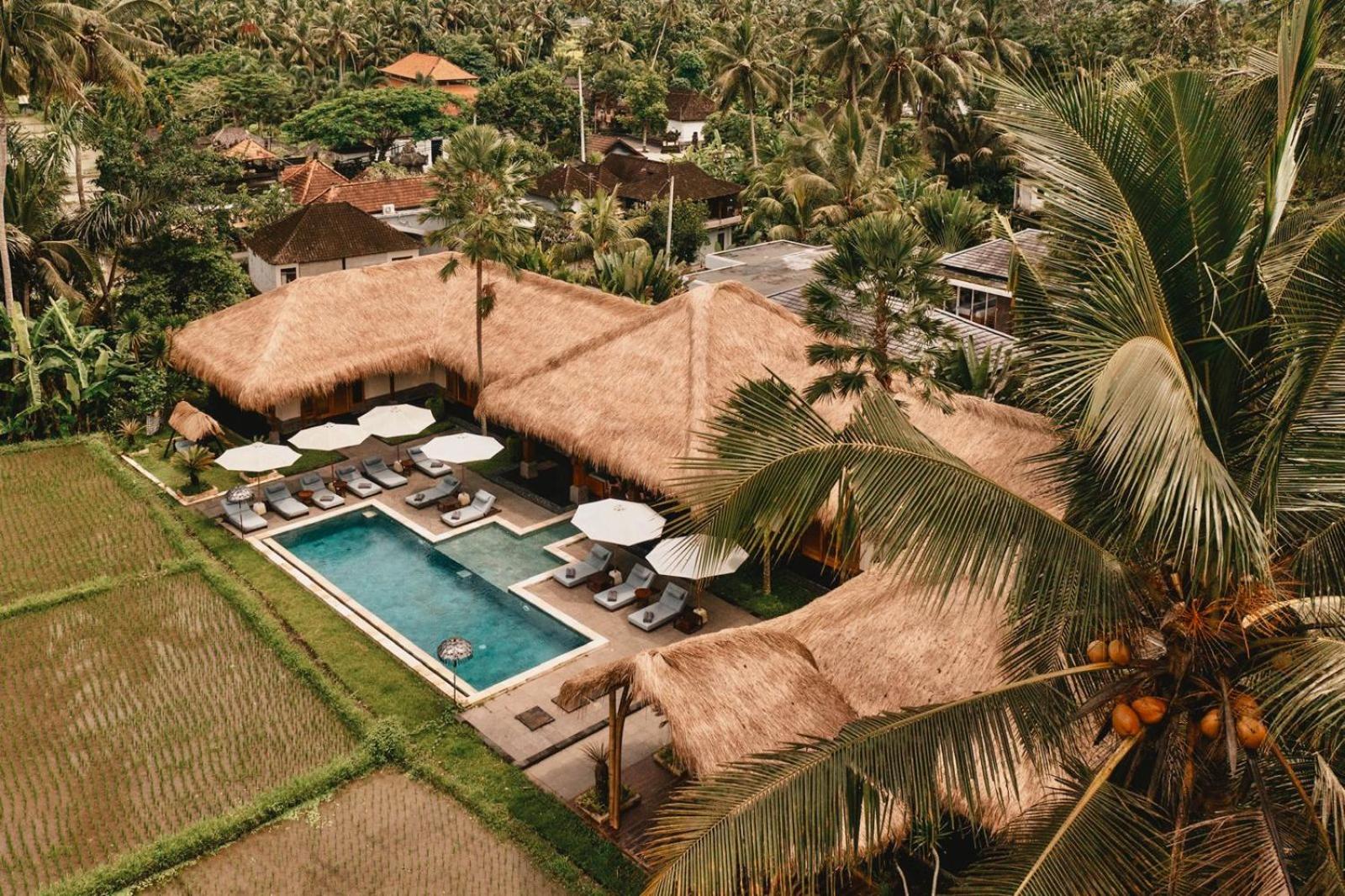Villa with Private Pool photo 2