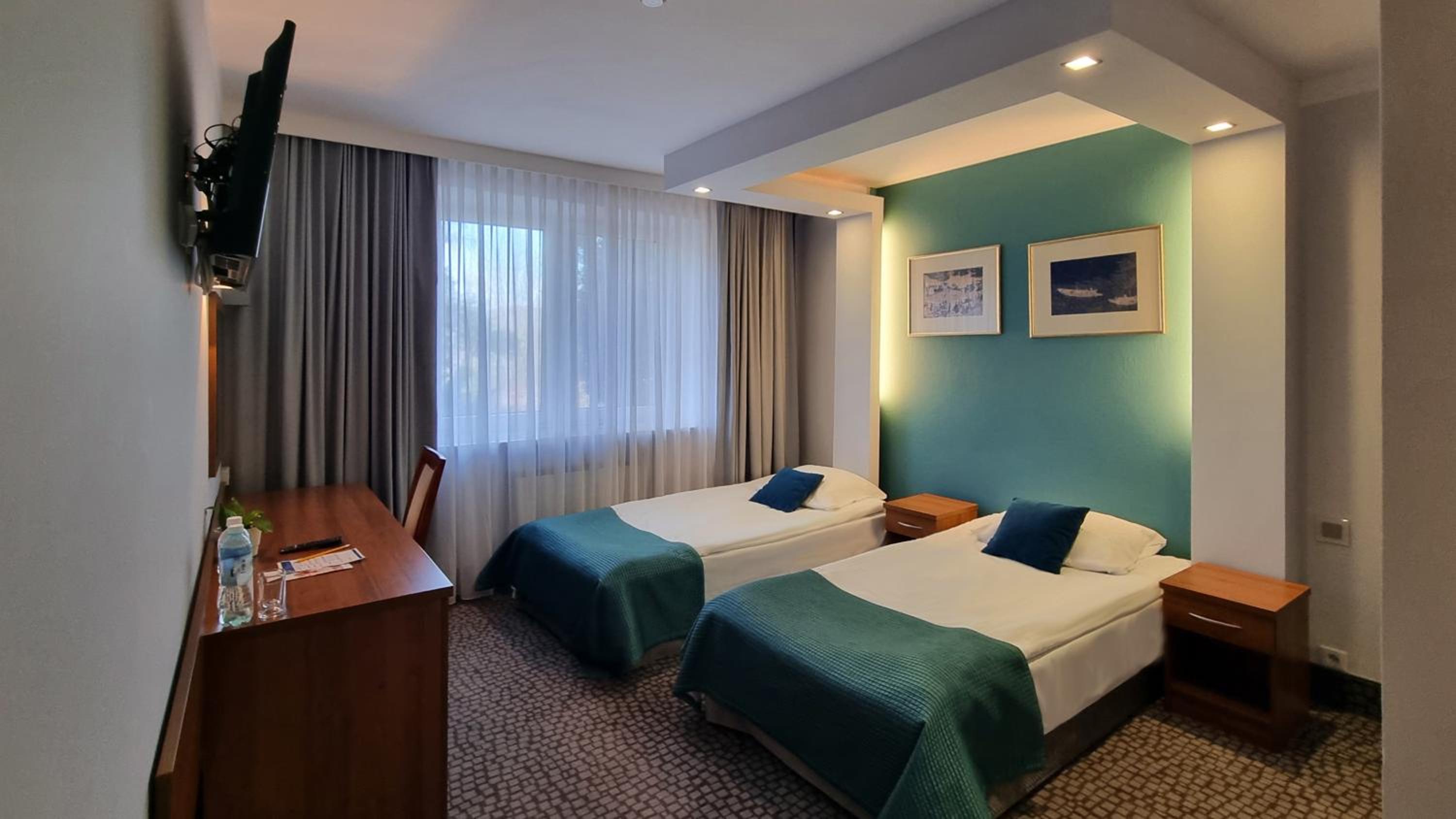 Luxury Quadruple Room - Photo 2
