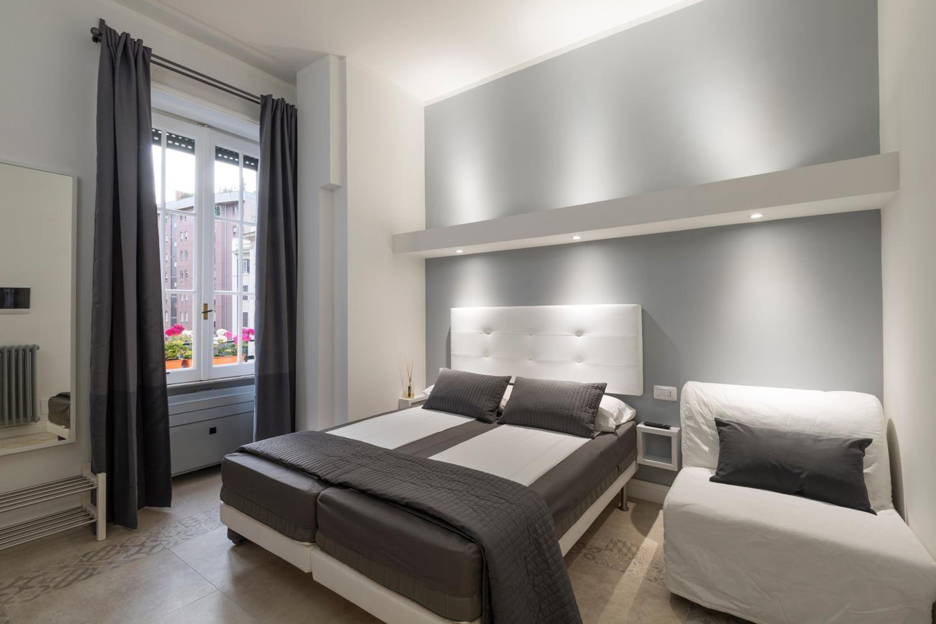 Triple Room with Private Bathroom