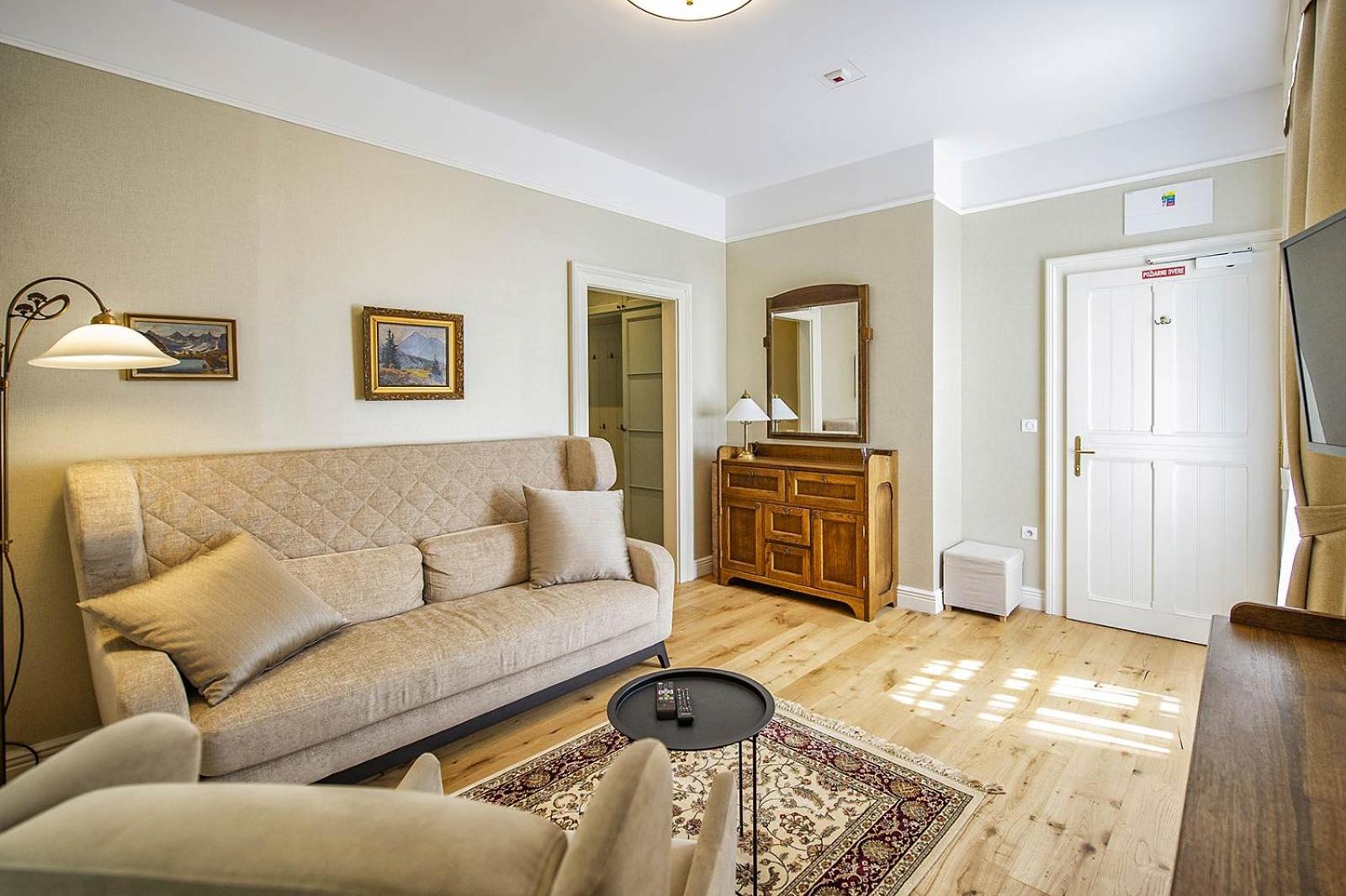 Double Room - Disability Access photo 1