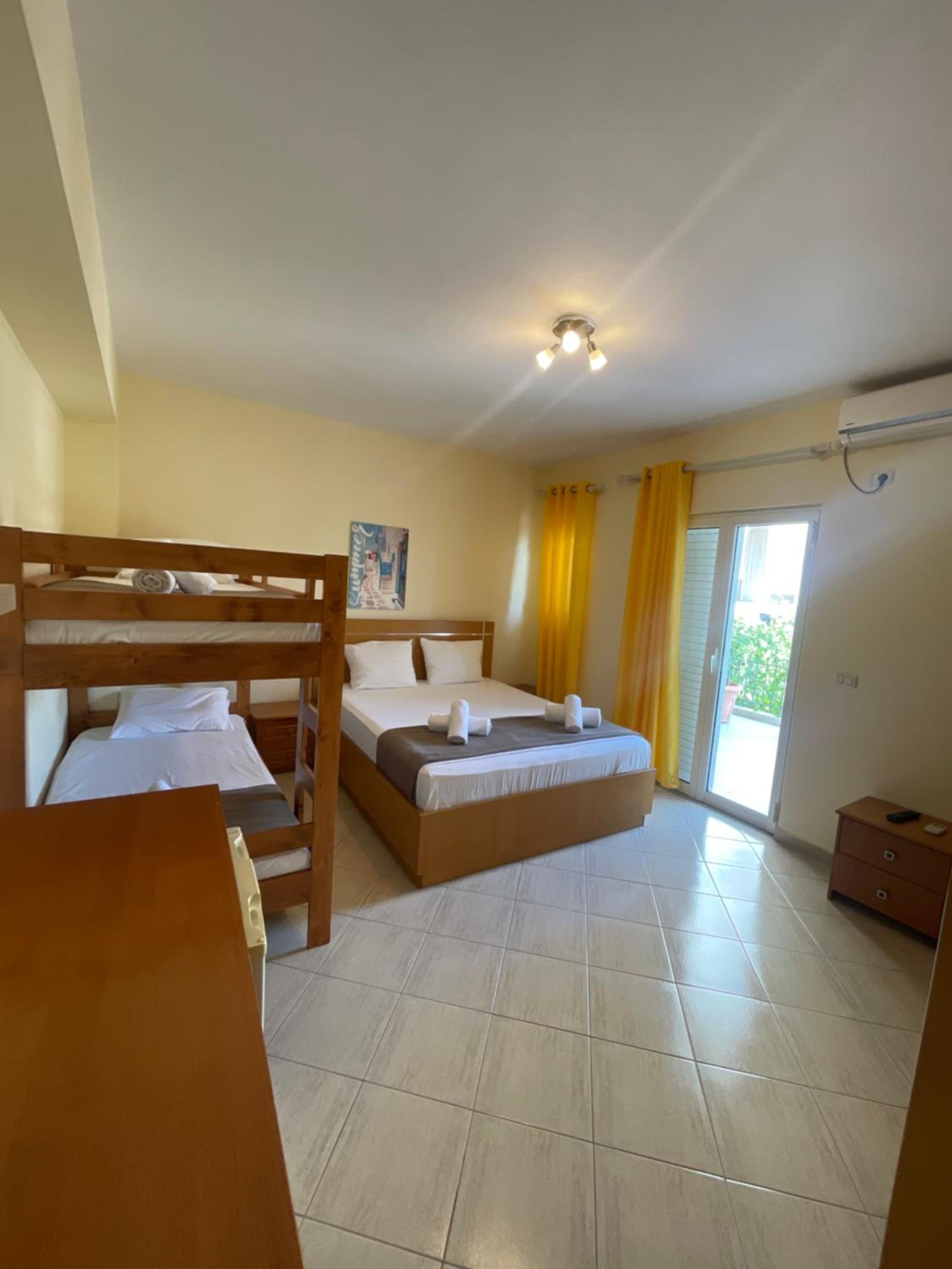 Quadruple Room with Balcony and Sea View