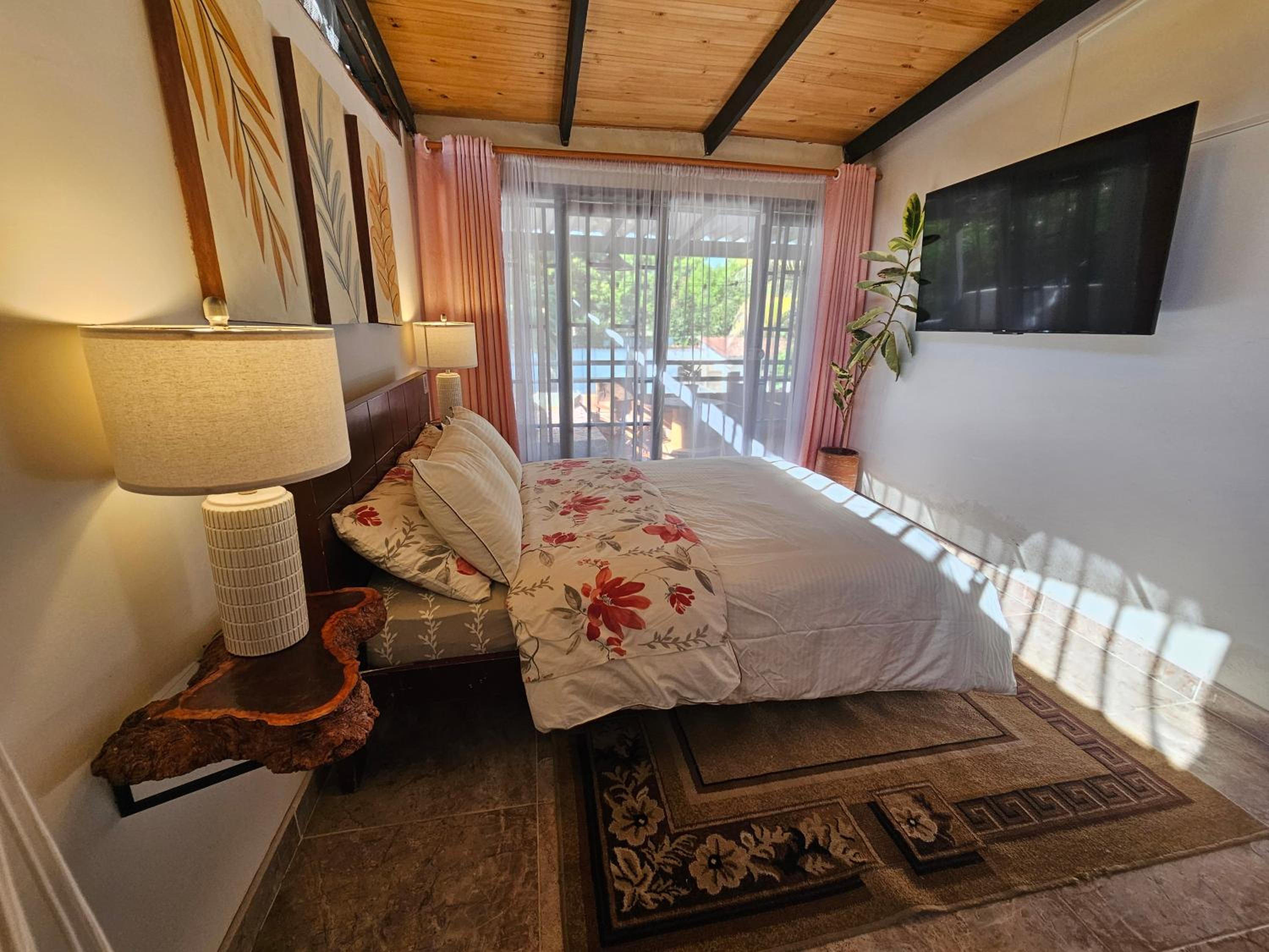 Suite with Balcony photo 3