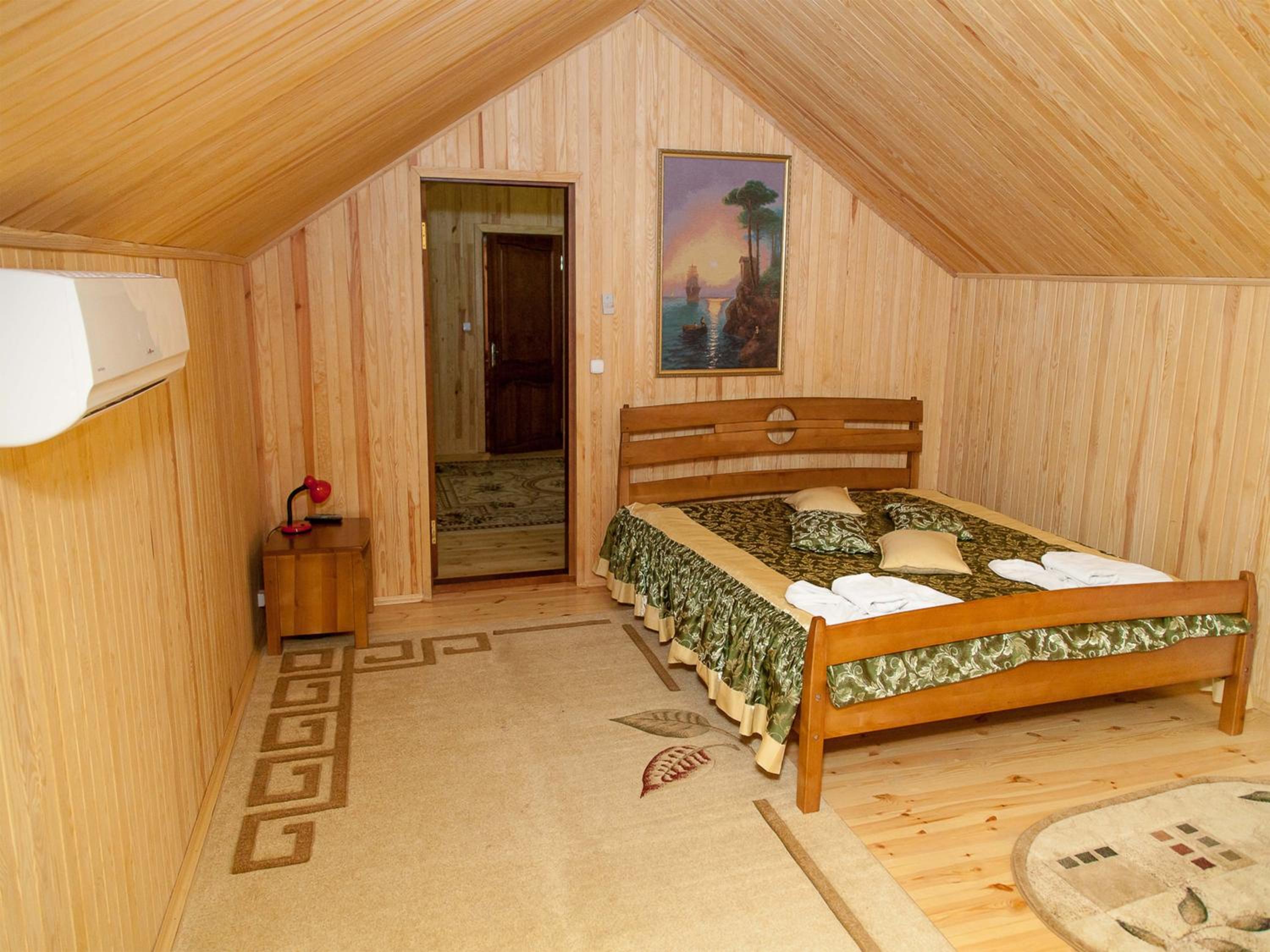 Three-Bedroom Suite with Spa Bath photo 3