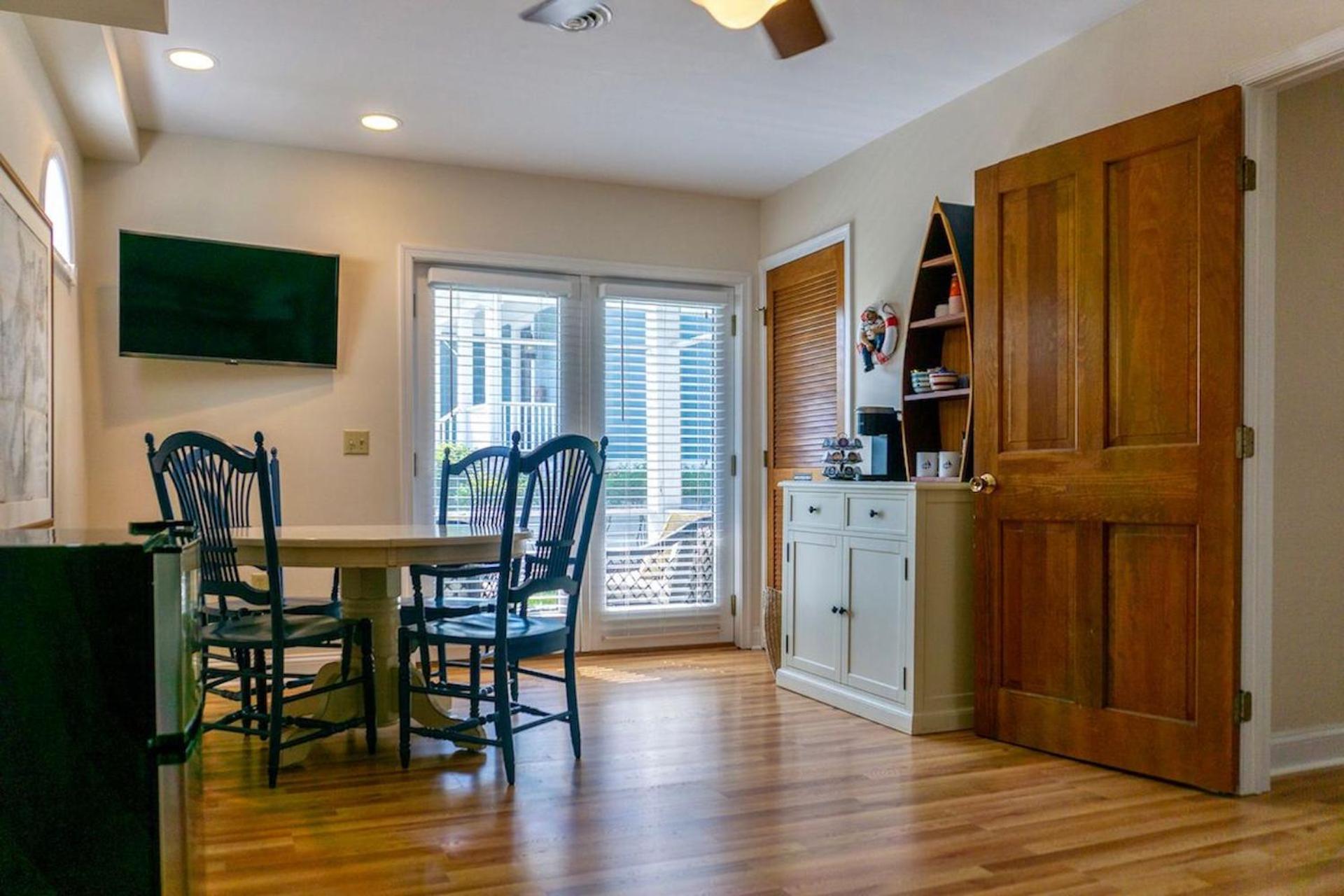 Deluxe Family Suite photo 1