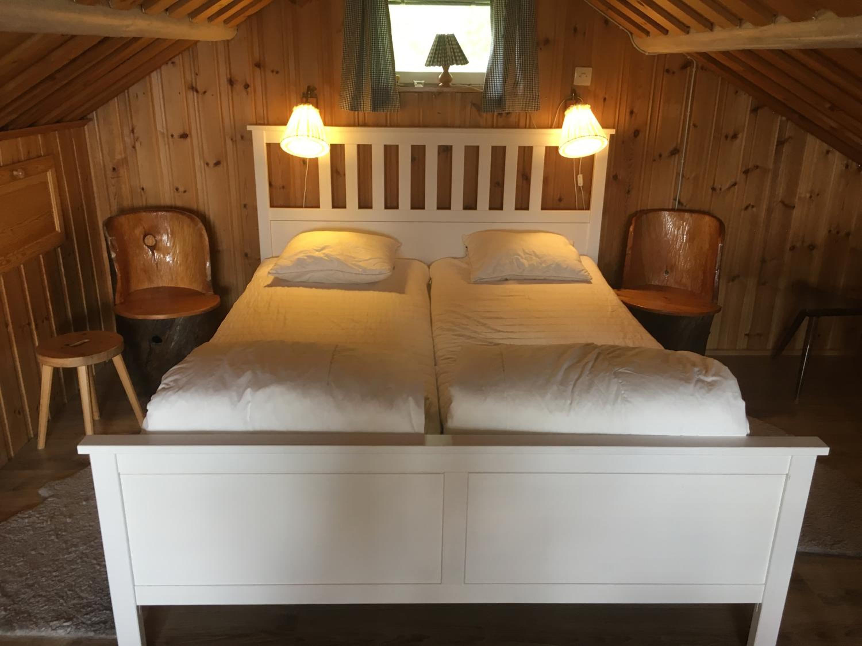One-Bedroom Cottage with Lake View  photo 1