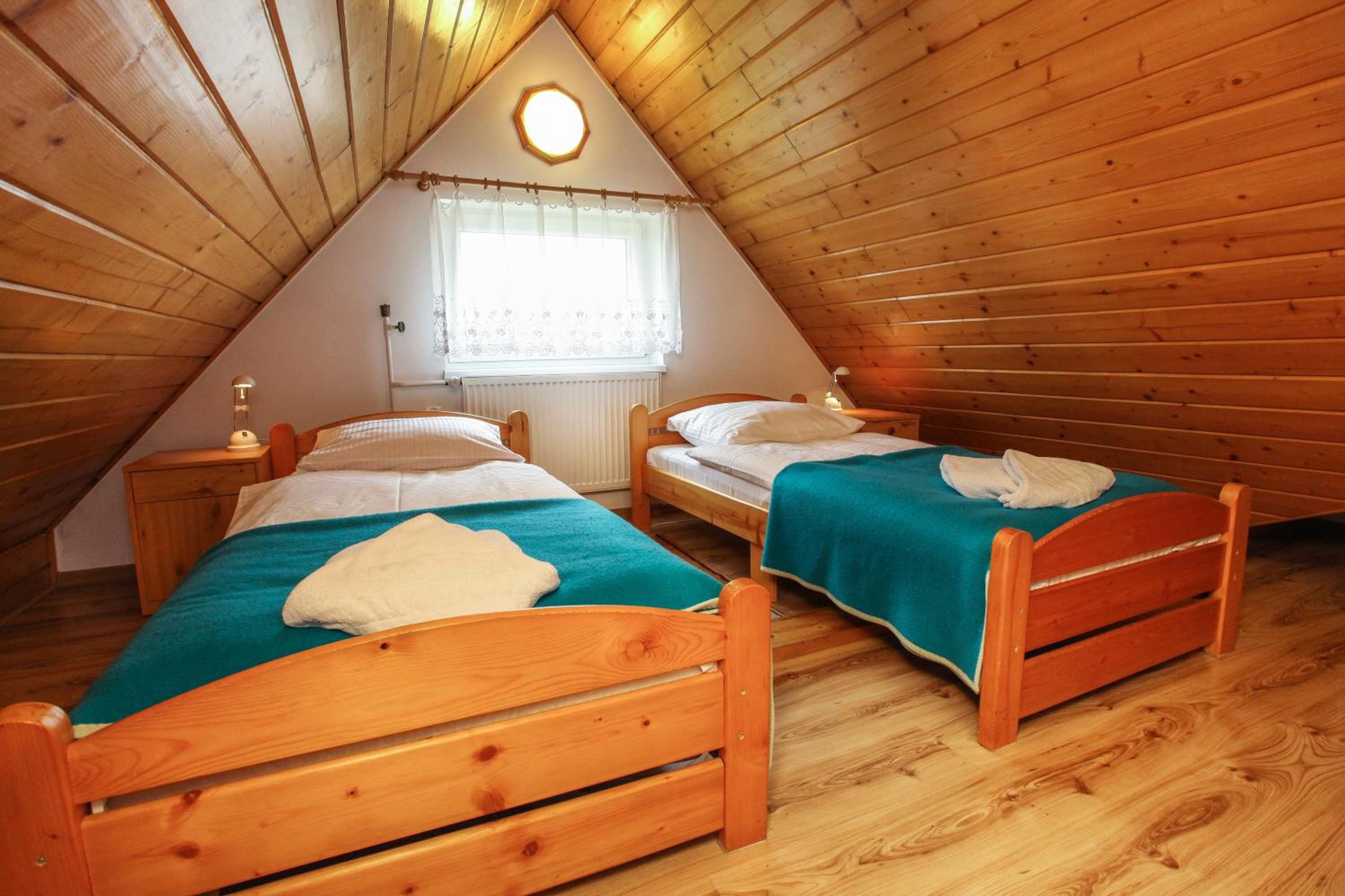 Three-Bedroom Apartment Attic photo 2