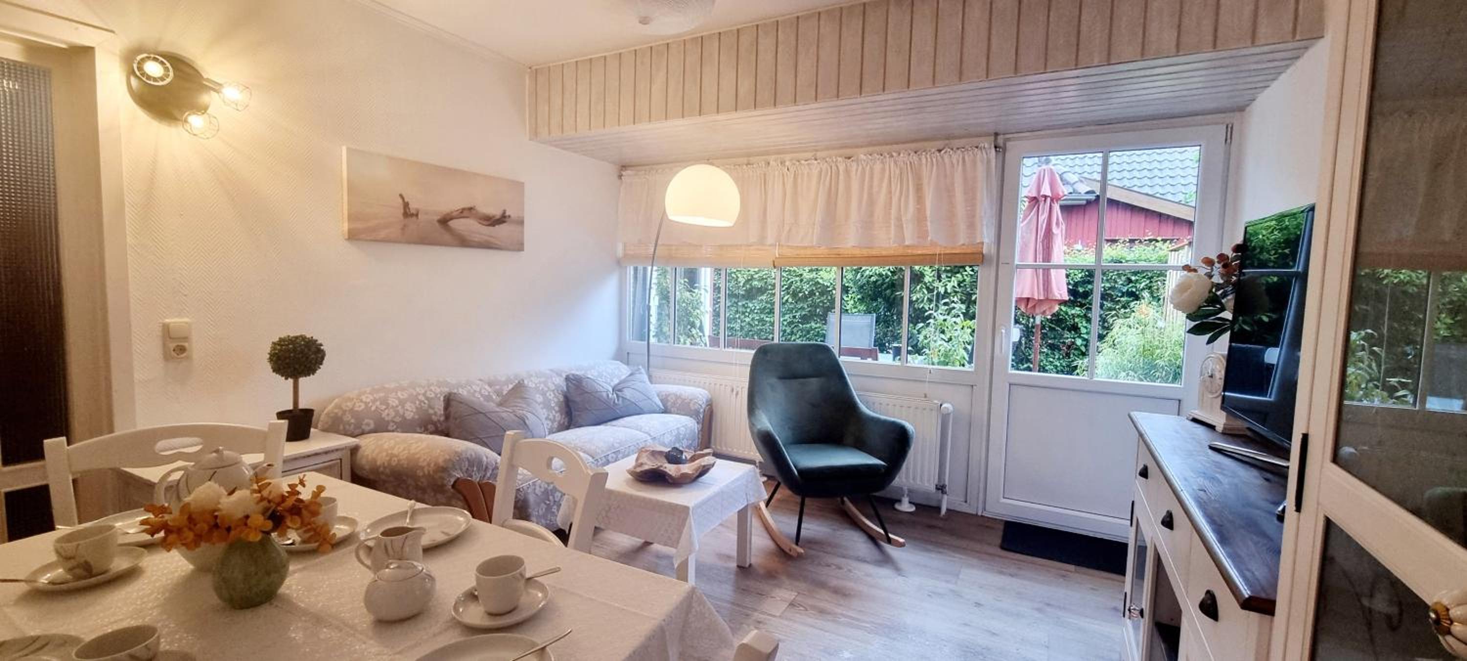 Two-Bedroom Apartment with Garden View photo 3