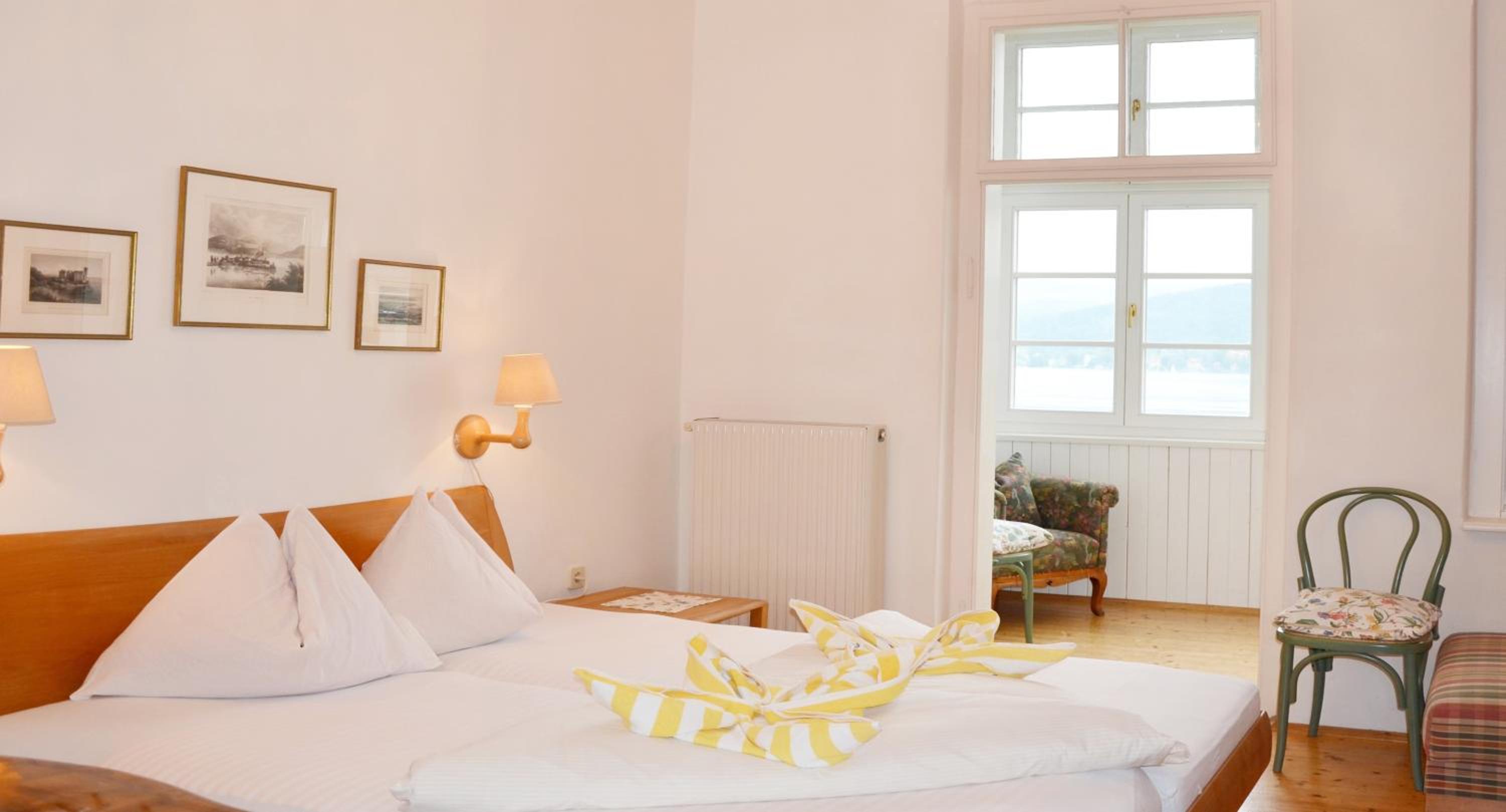 Comfort Double Room with Lake View photo 1
