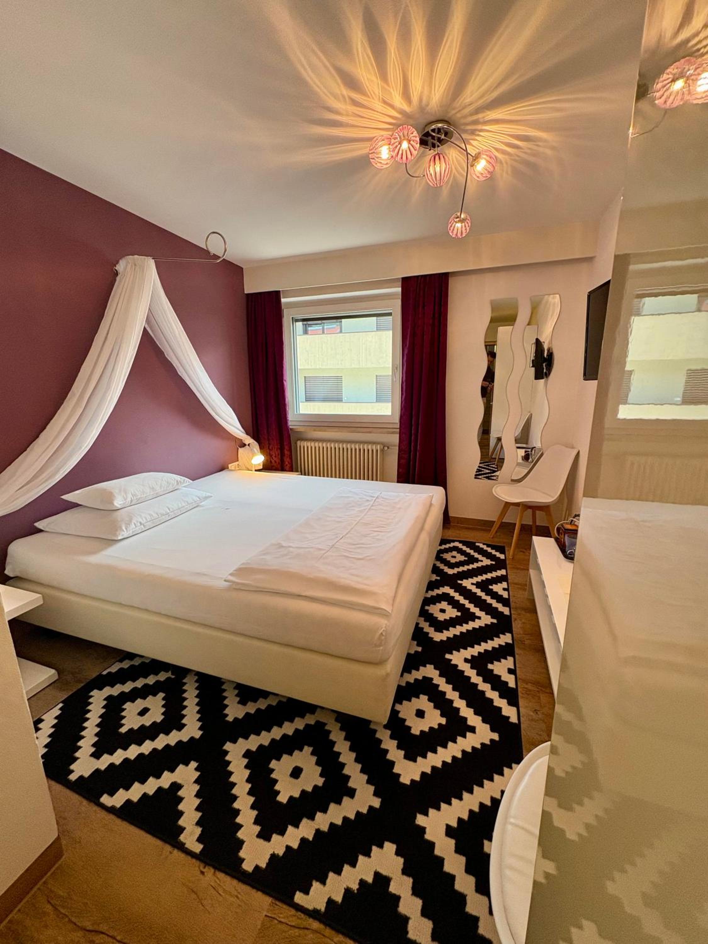 Basic Double Room