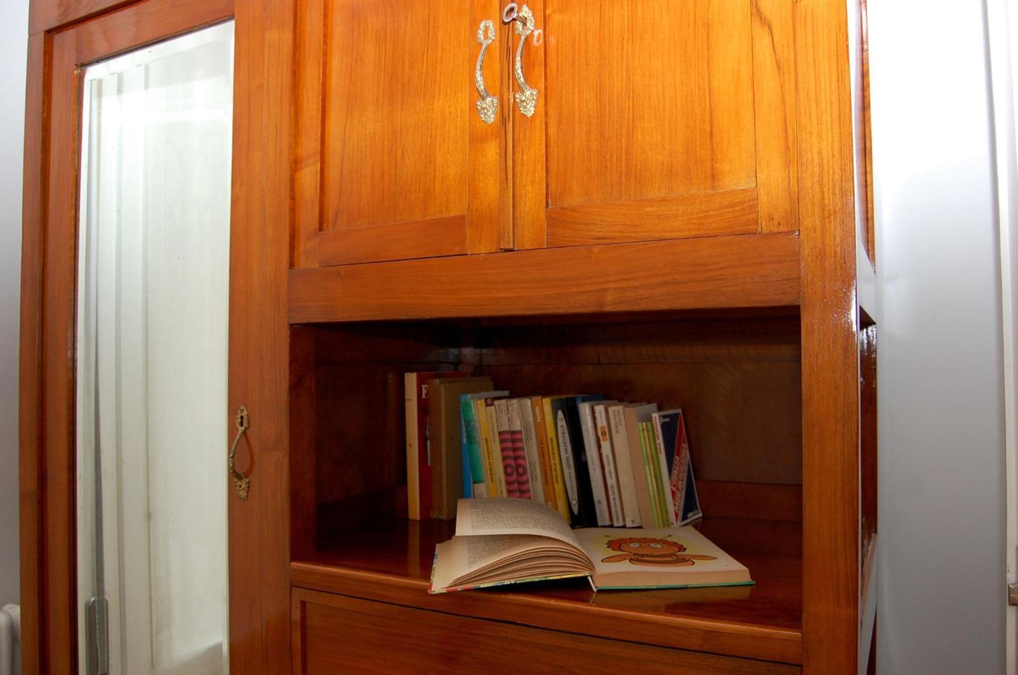 Three-Bedroom Apartment - Photo 2