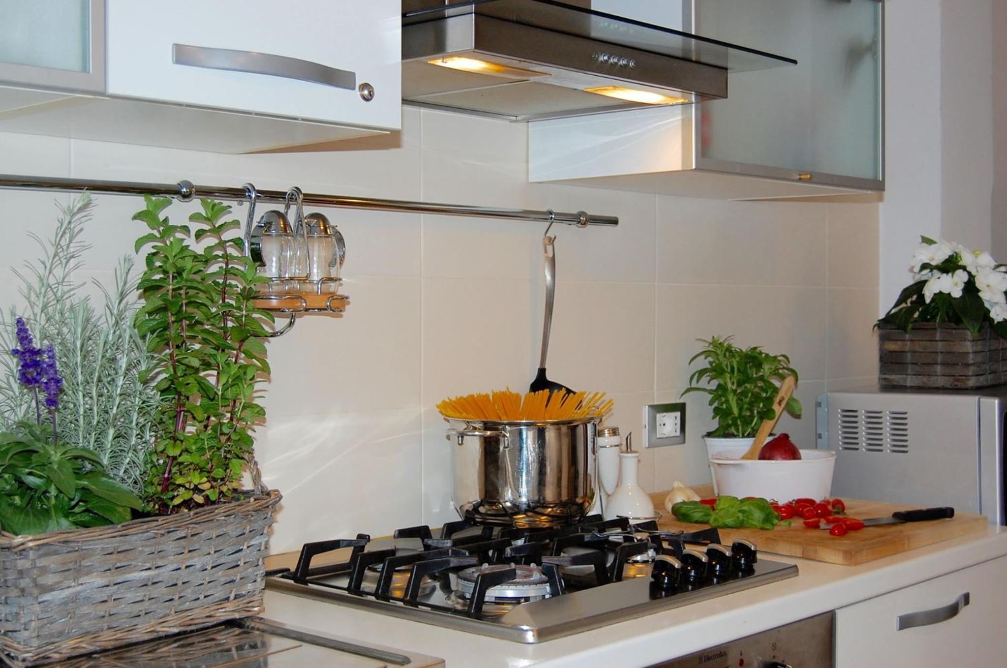 Three-Bedroom Apartment - Photo 3