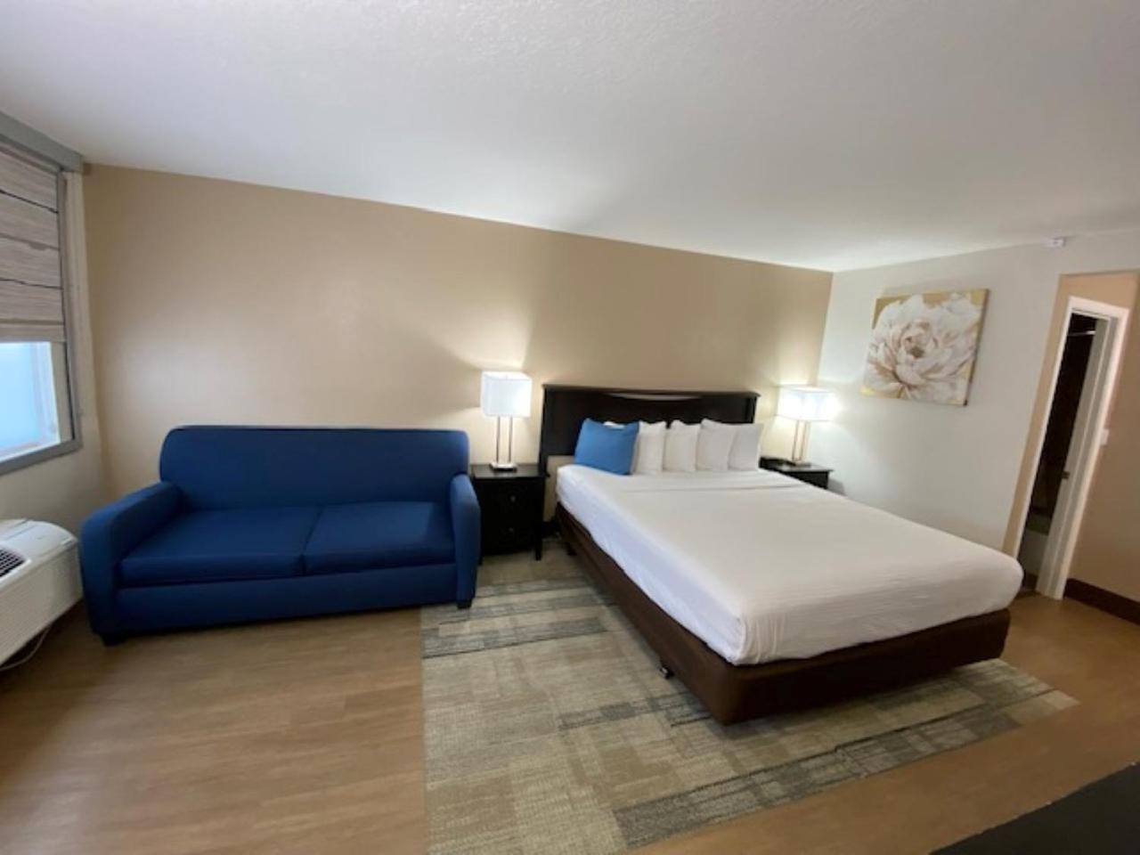 King Room - Disability Access - Photo 3