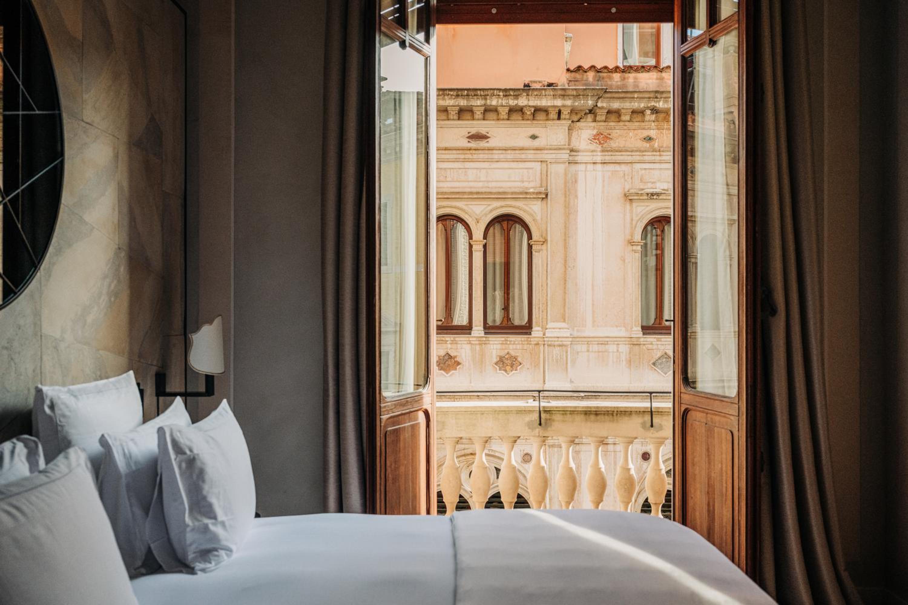 Grand Master Suite