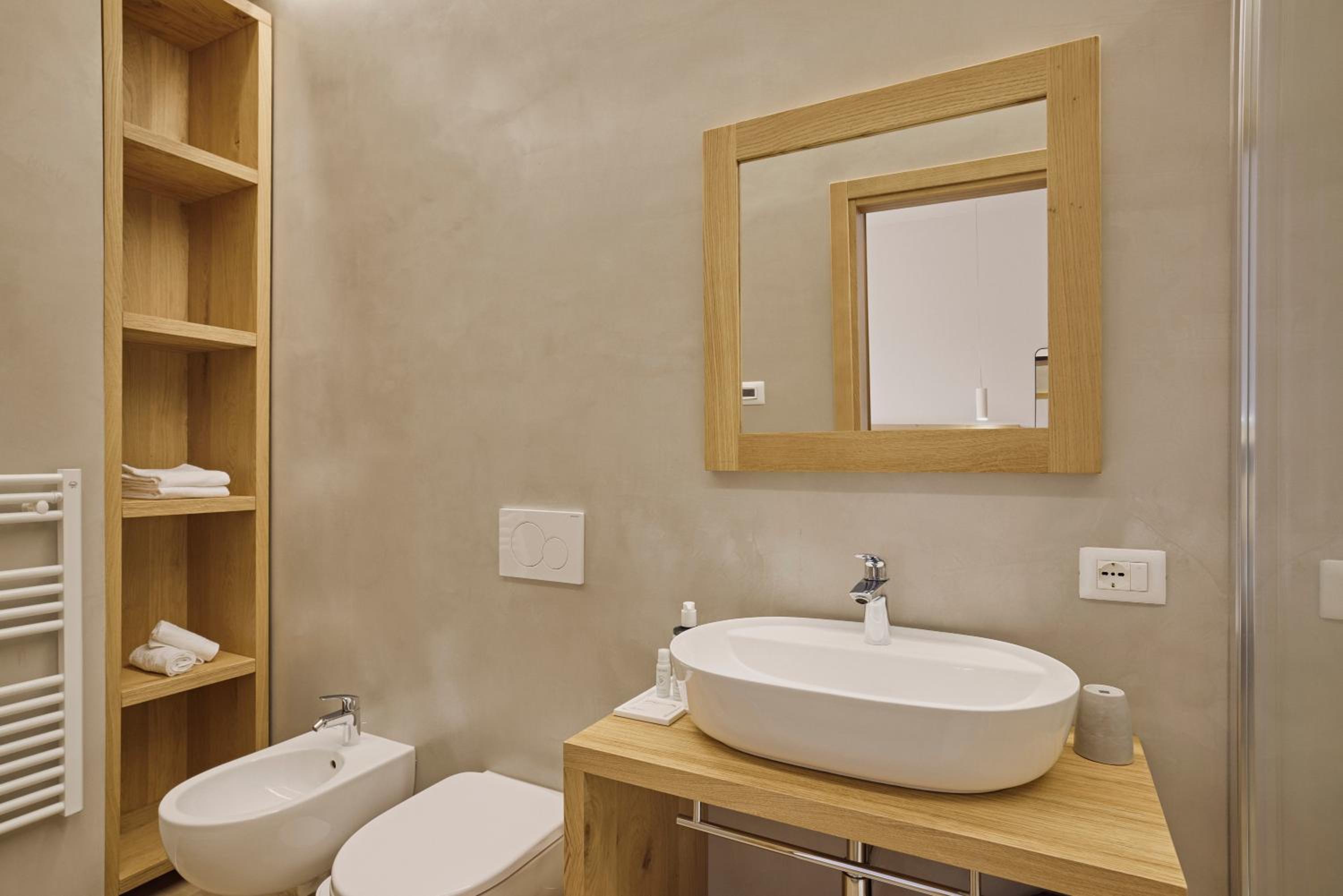 Superior Double Room - Photo 8