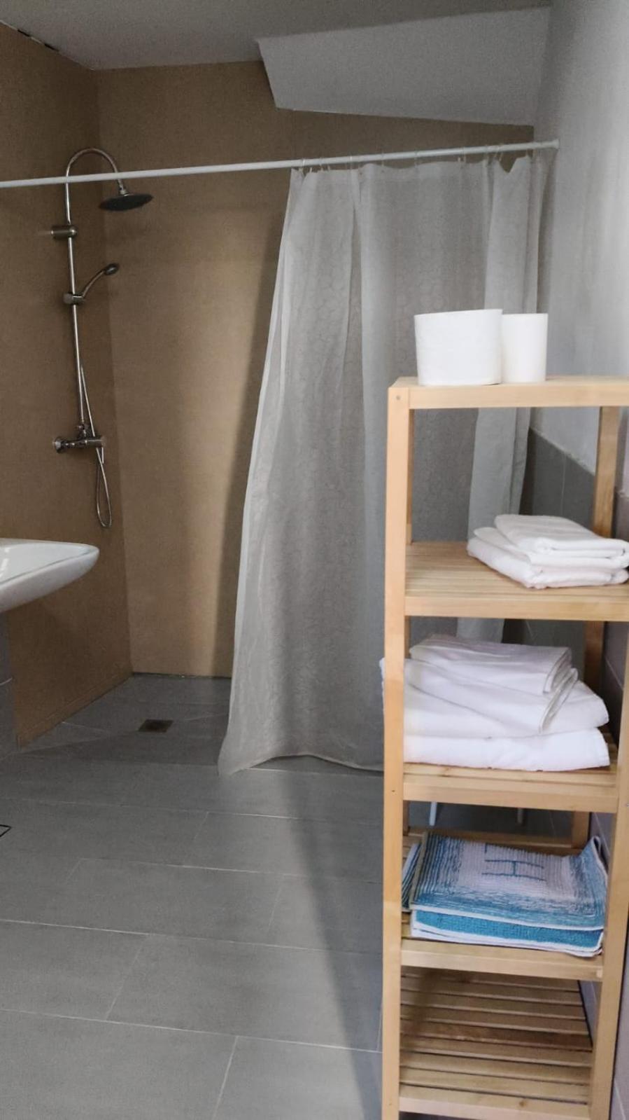 Double Room with Shared Toilet photo 1