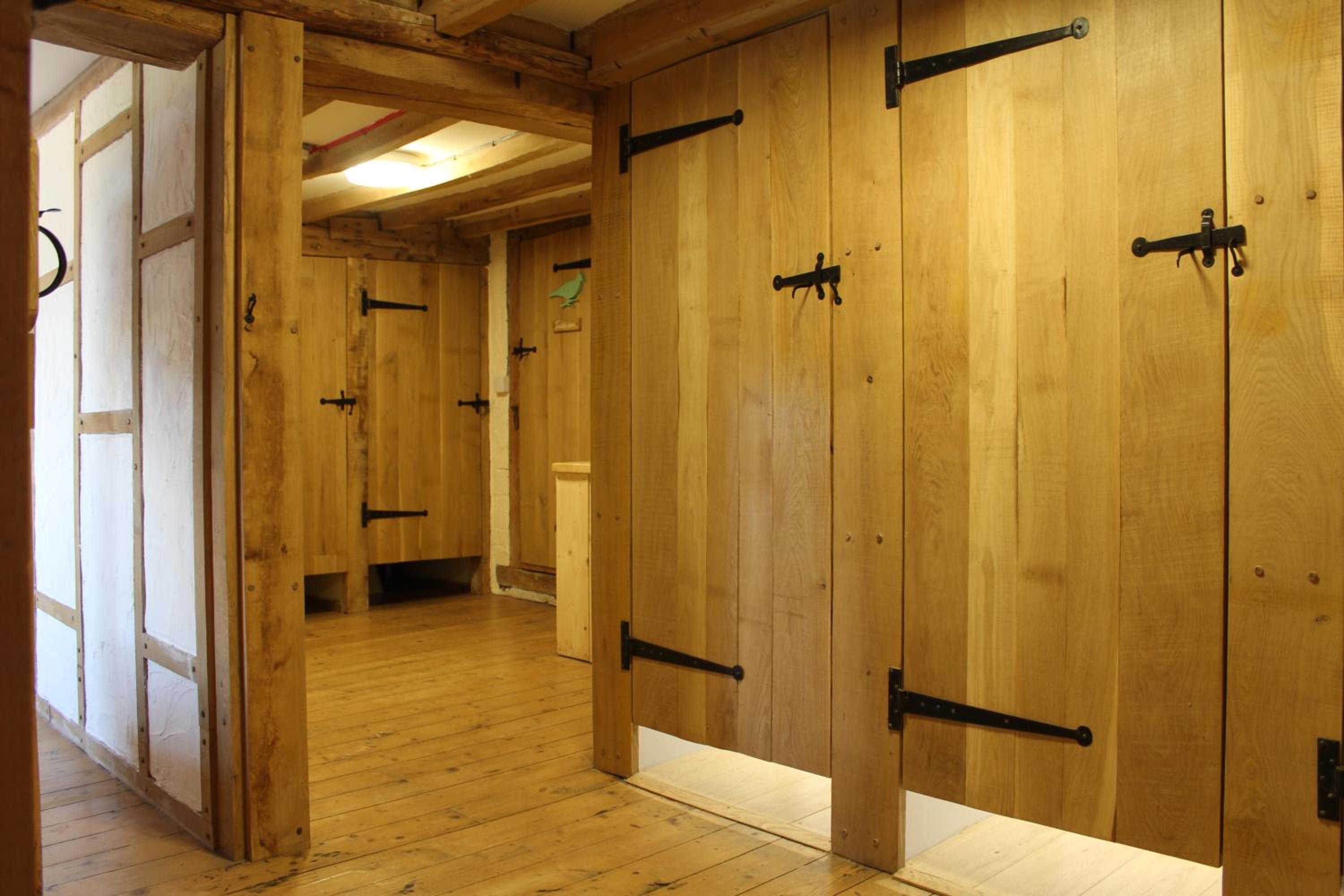 Mixed Dormitory Room photo 1