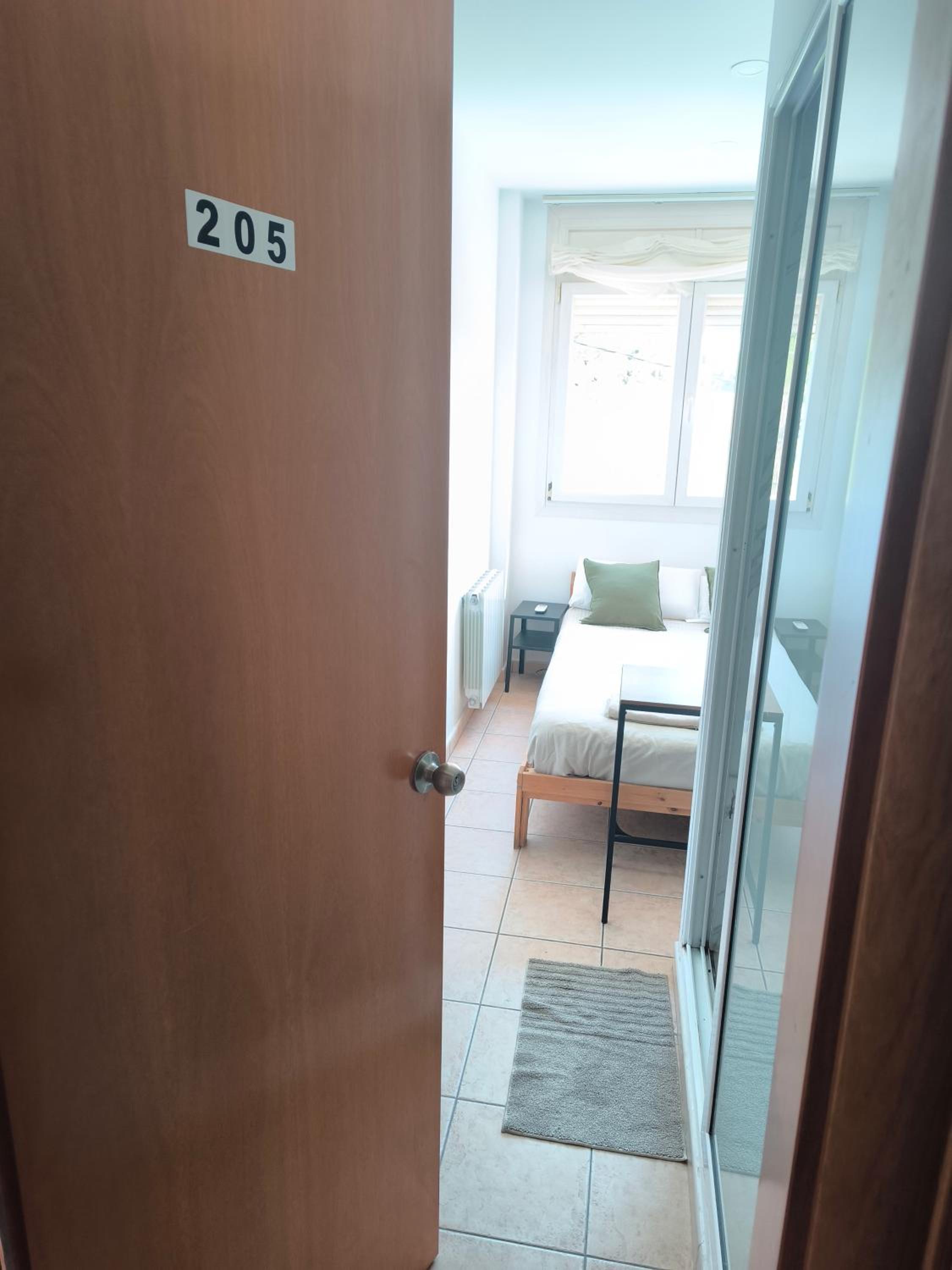 Double Room with Private Bathroom photo 2