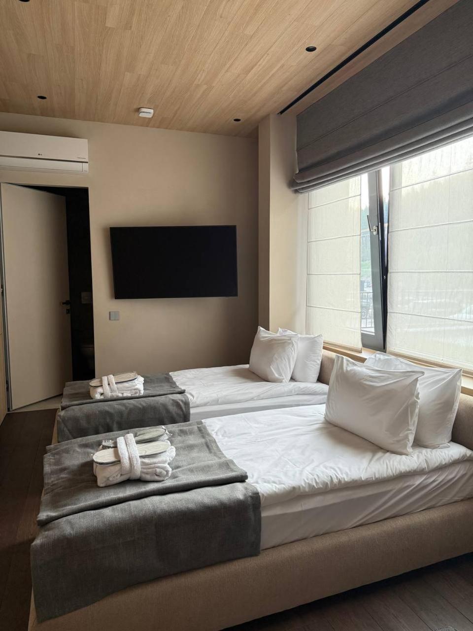 Deluxe Triple Room photo 3