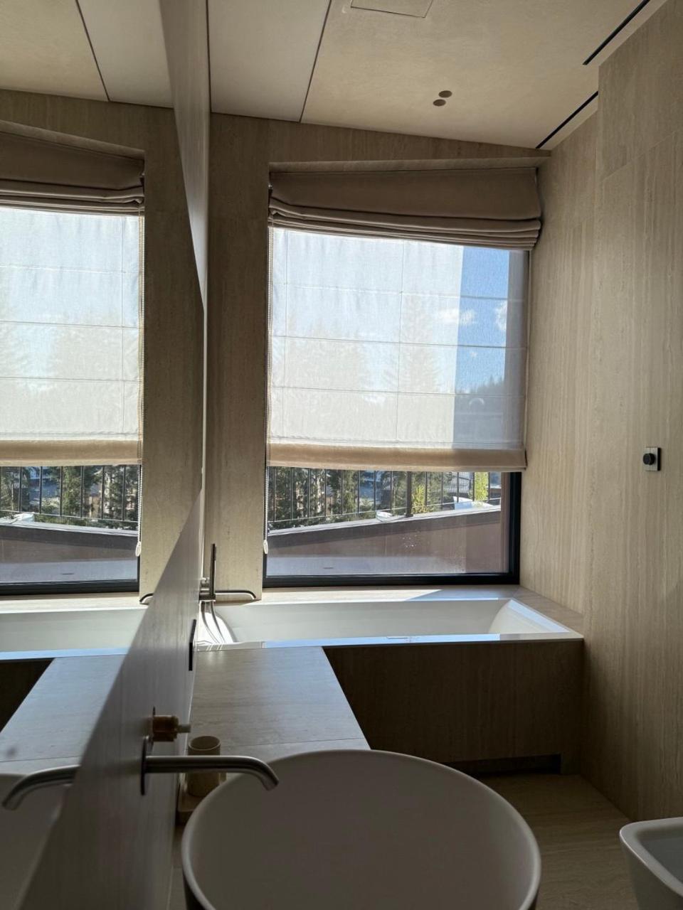 Superior Suite photo 1