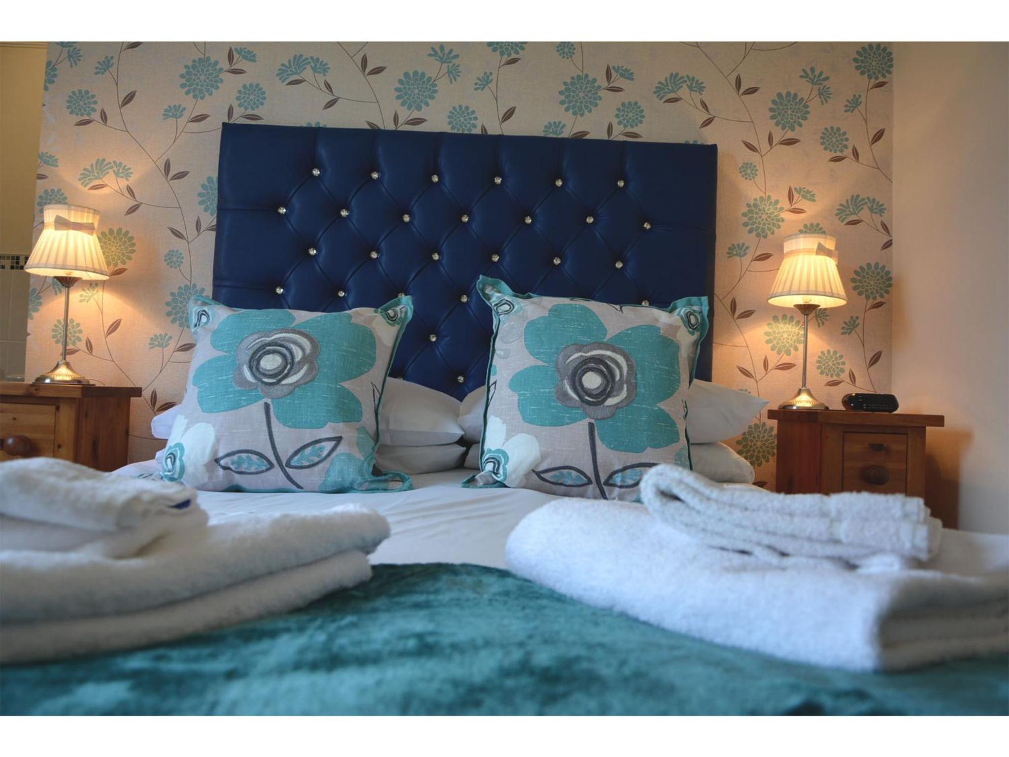 Double En-suite  - Photo 14