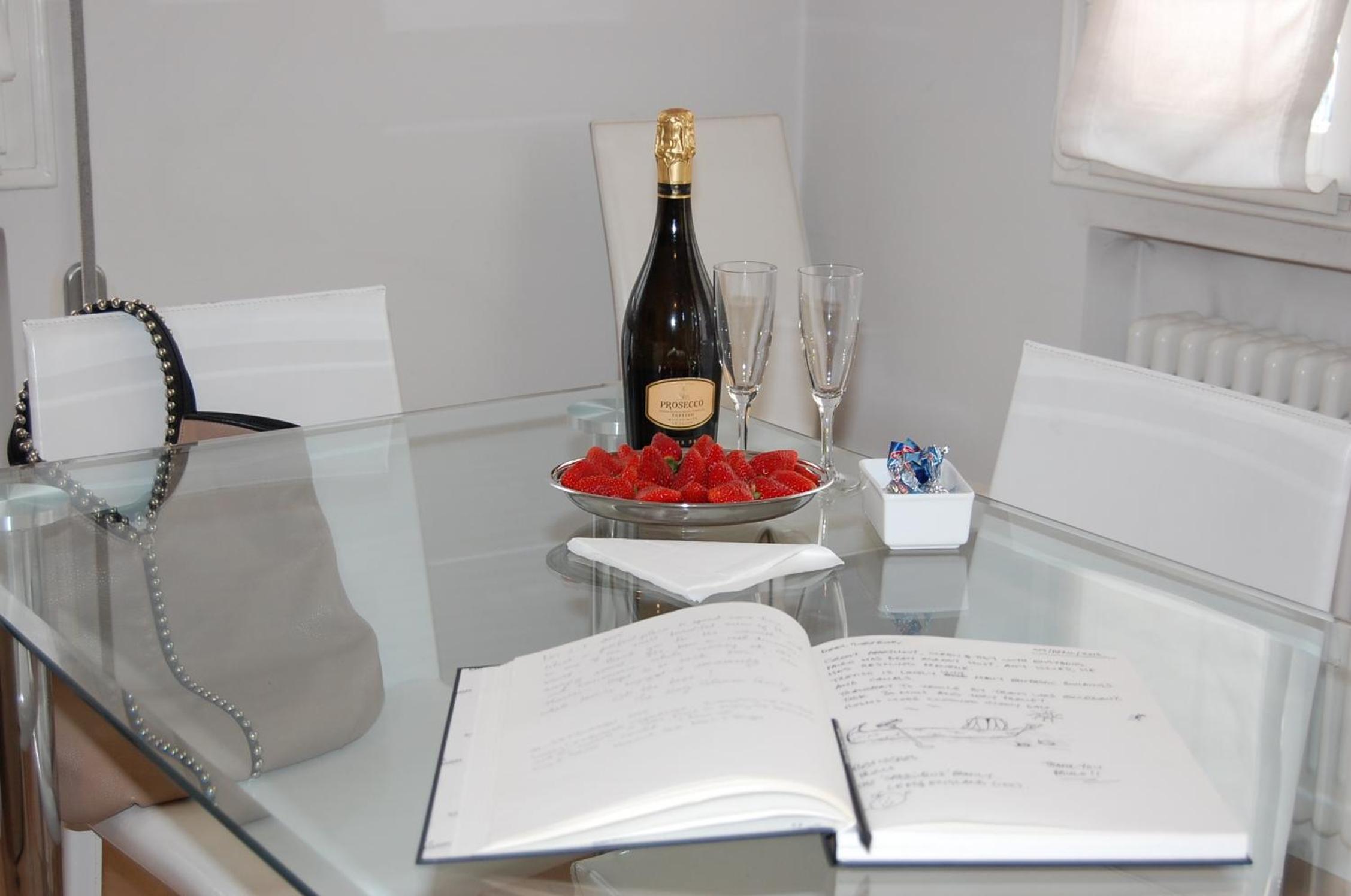 Three-Bedroom Apartment - Photo 16