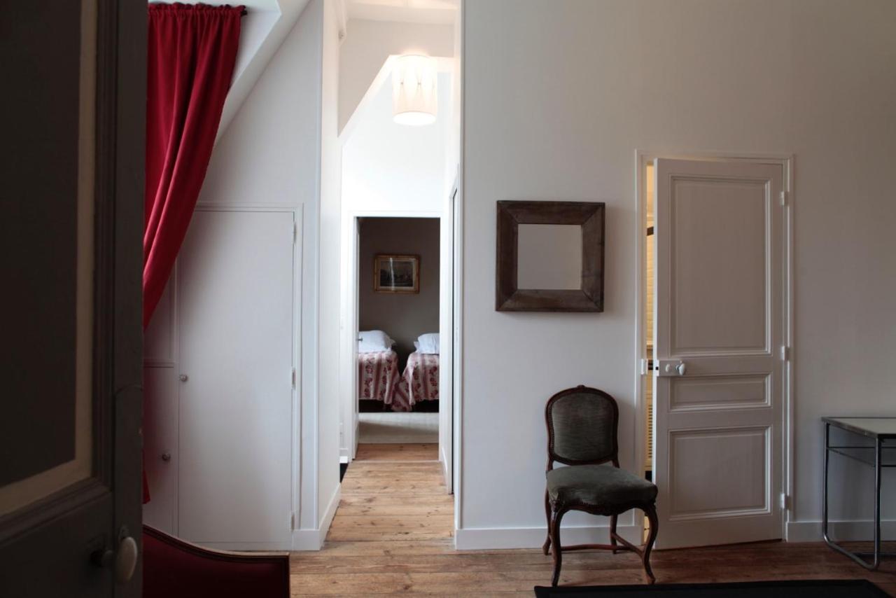 Twin Room Center