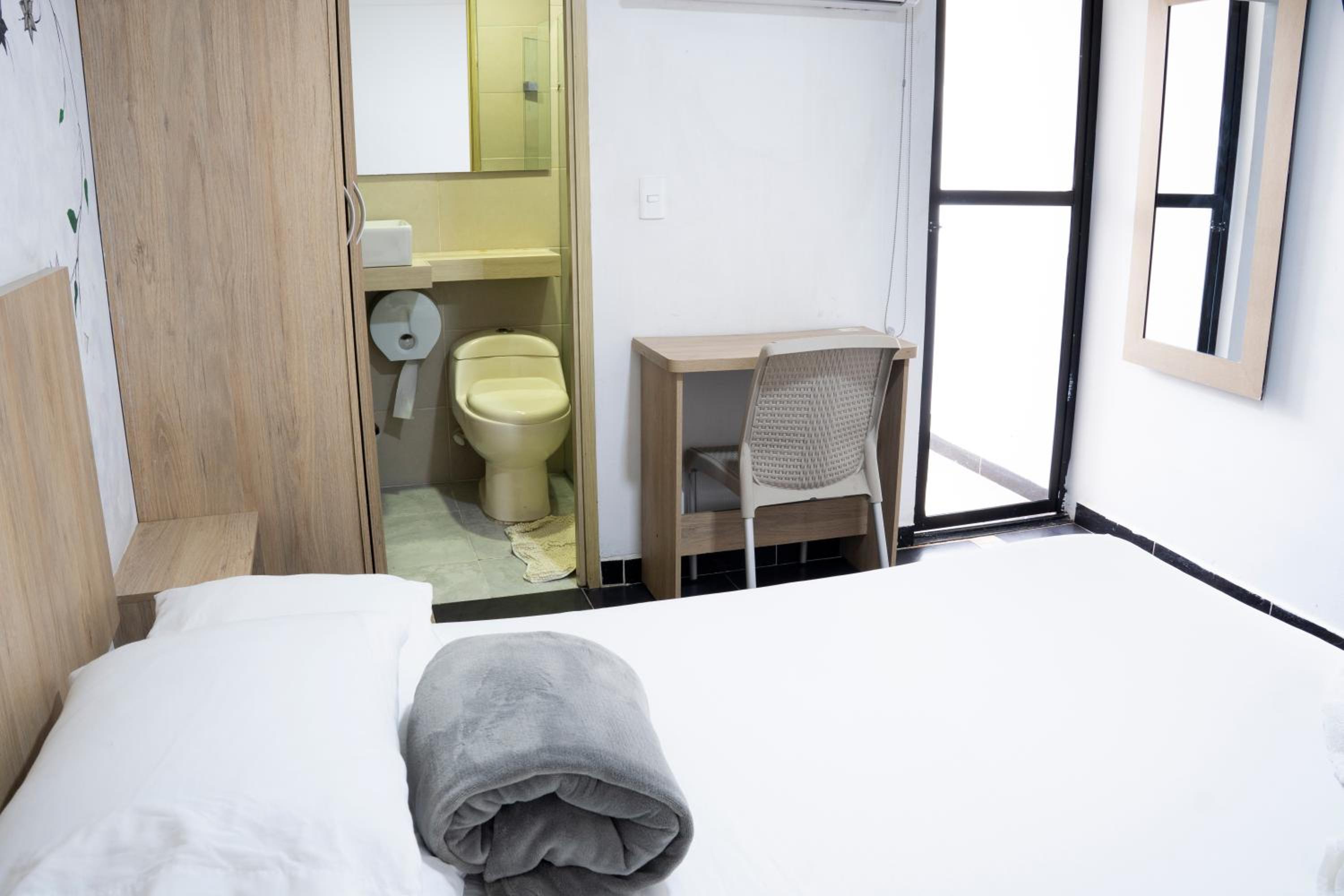 Double Room with Balcony photo 3