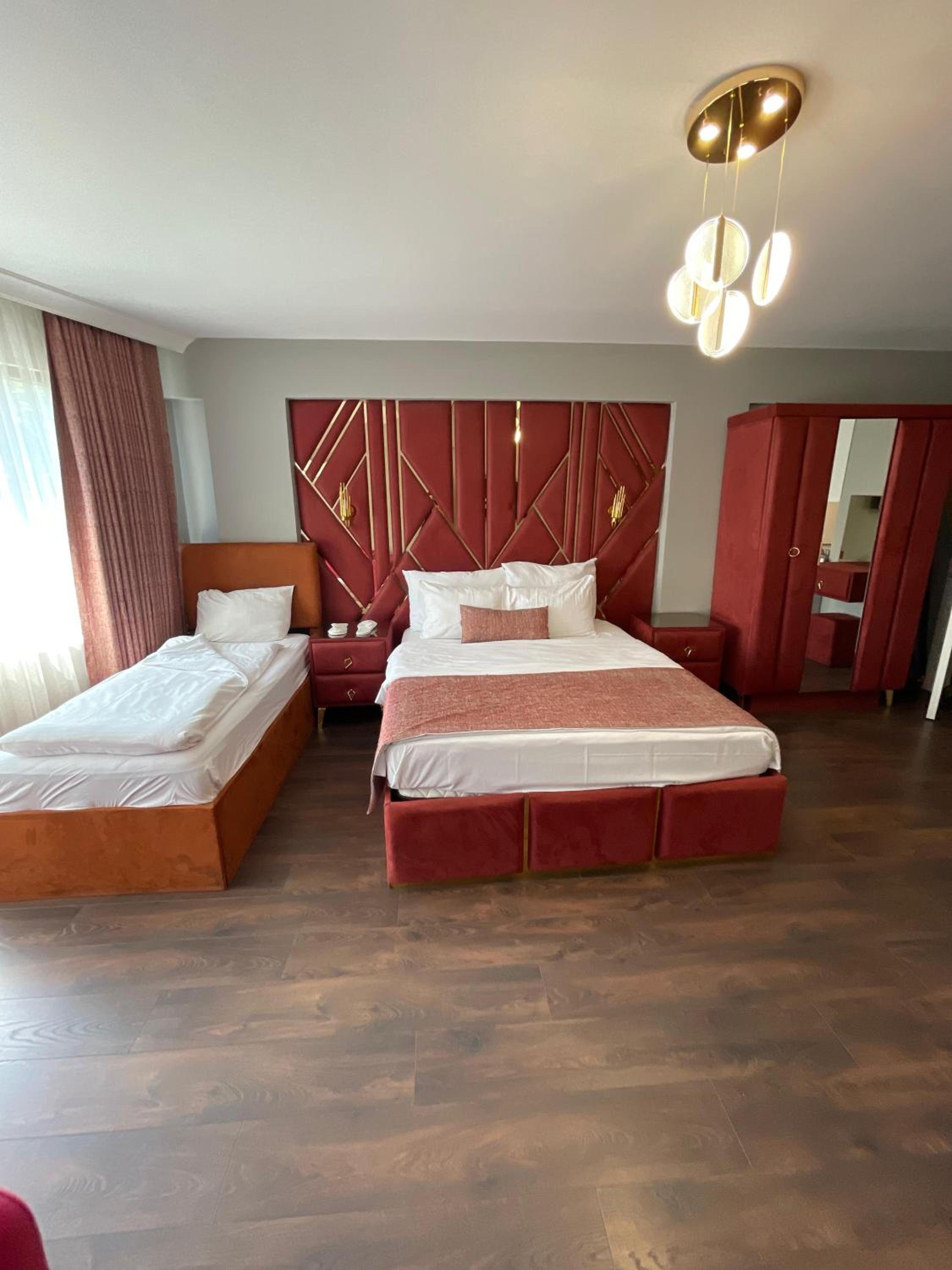 Suite Apartment photo 2
