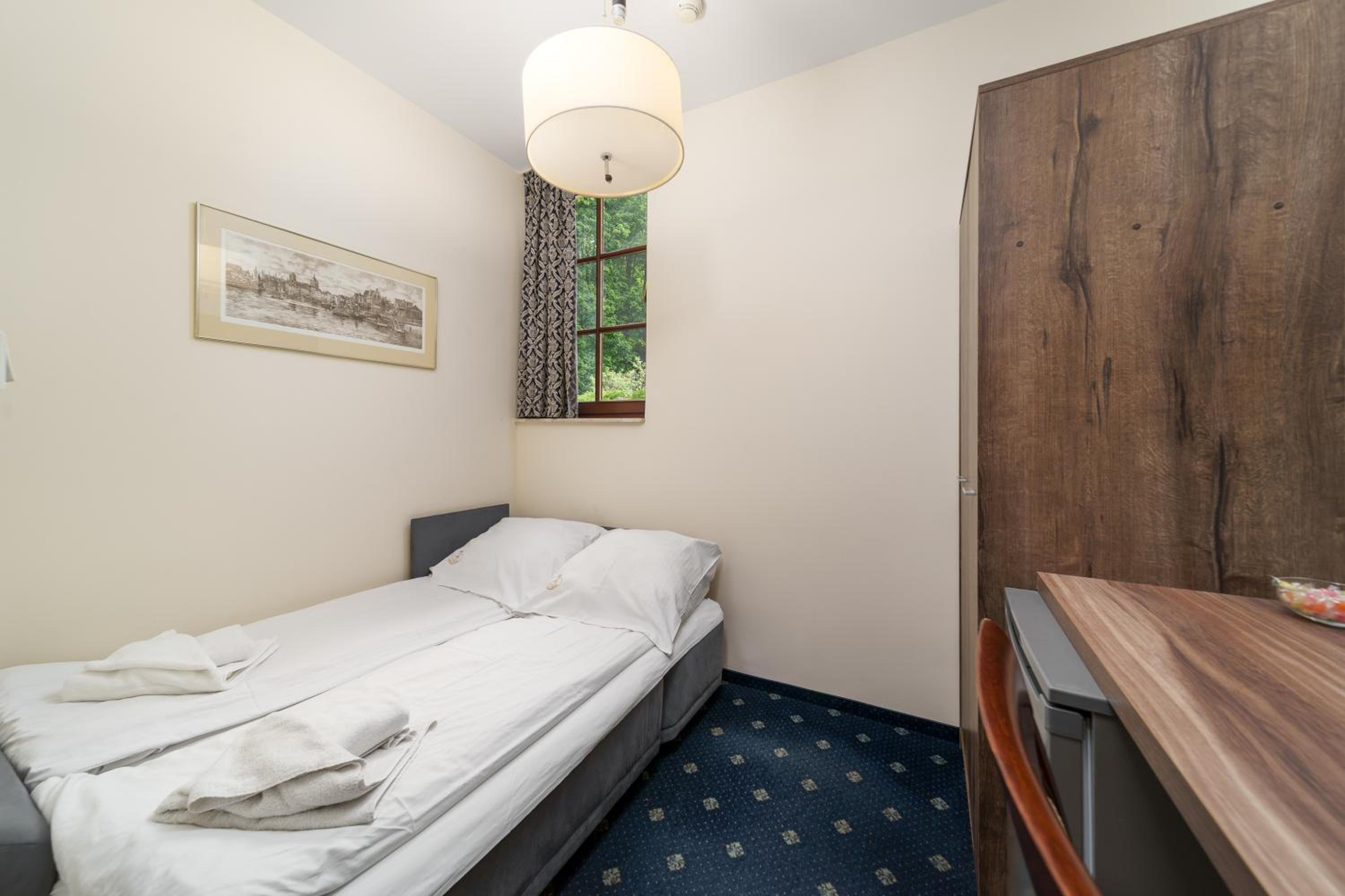 Economy Double Room - Photo 3