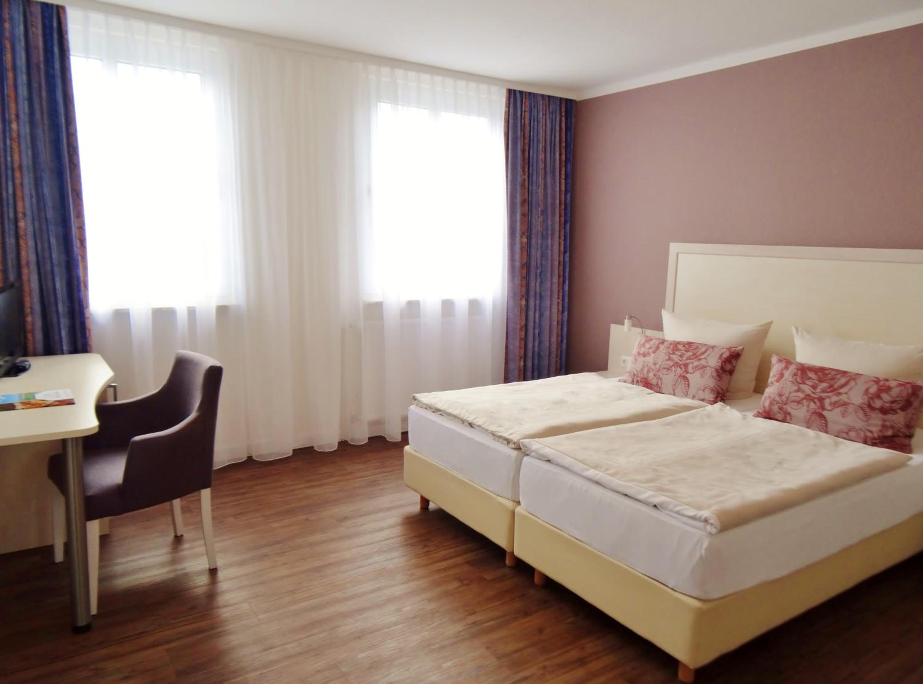 Suite with Garden View photo 2