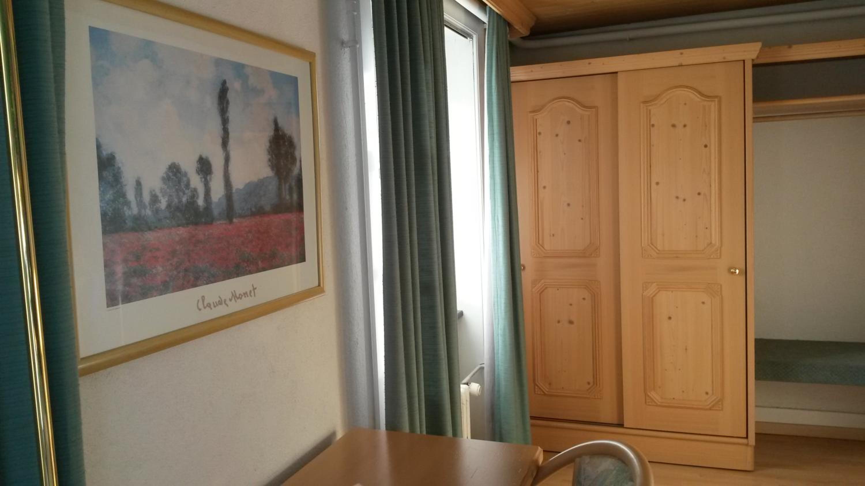 Double or Twin Room - Photo 2