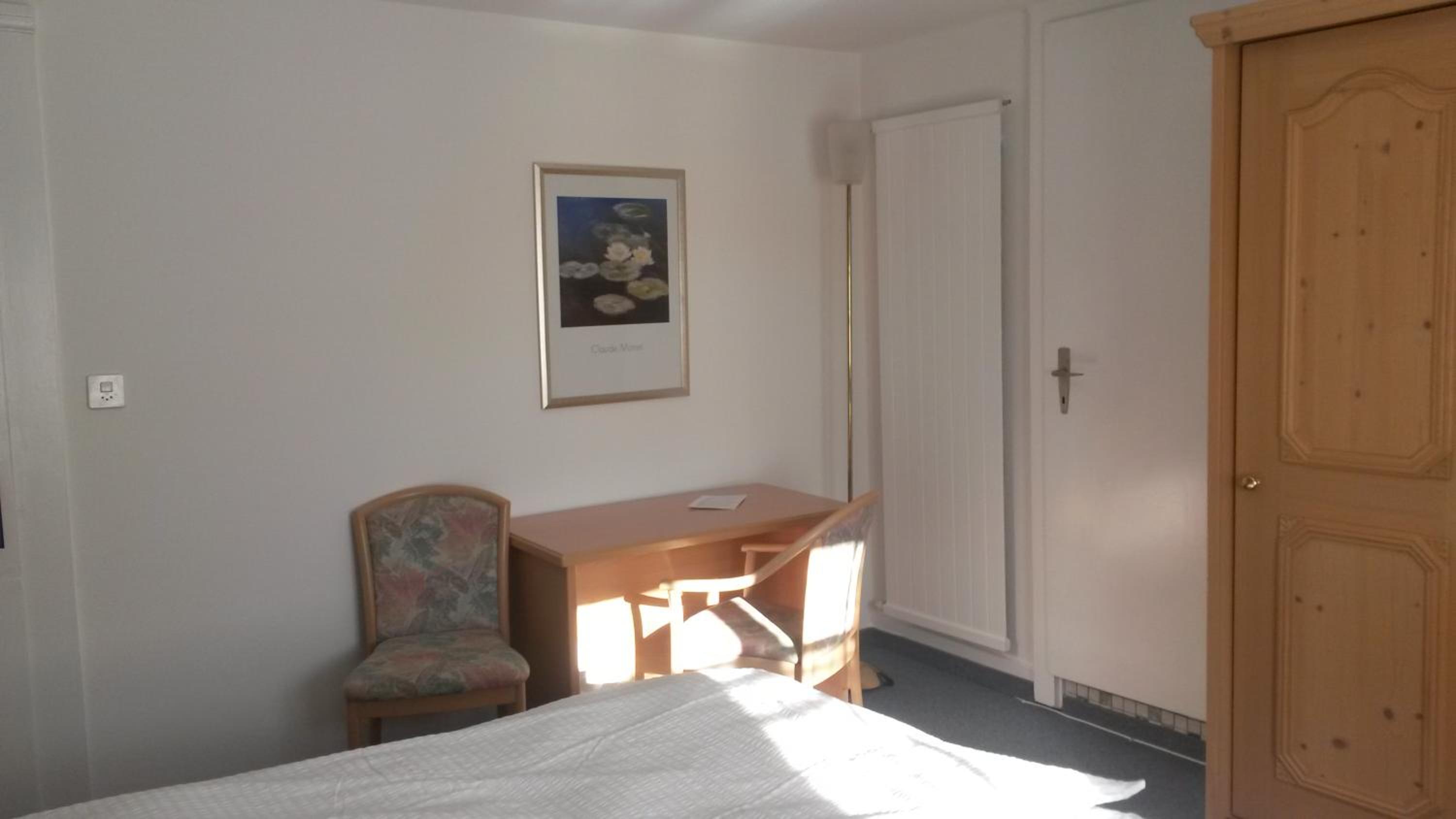 Double or Twin Room - Photo 11