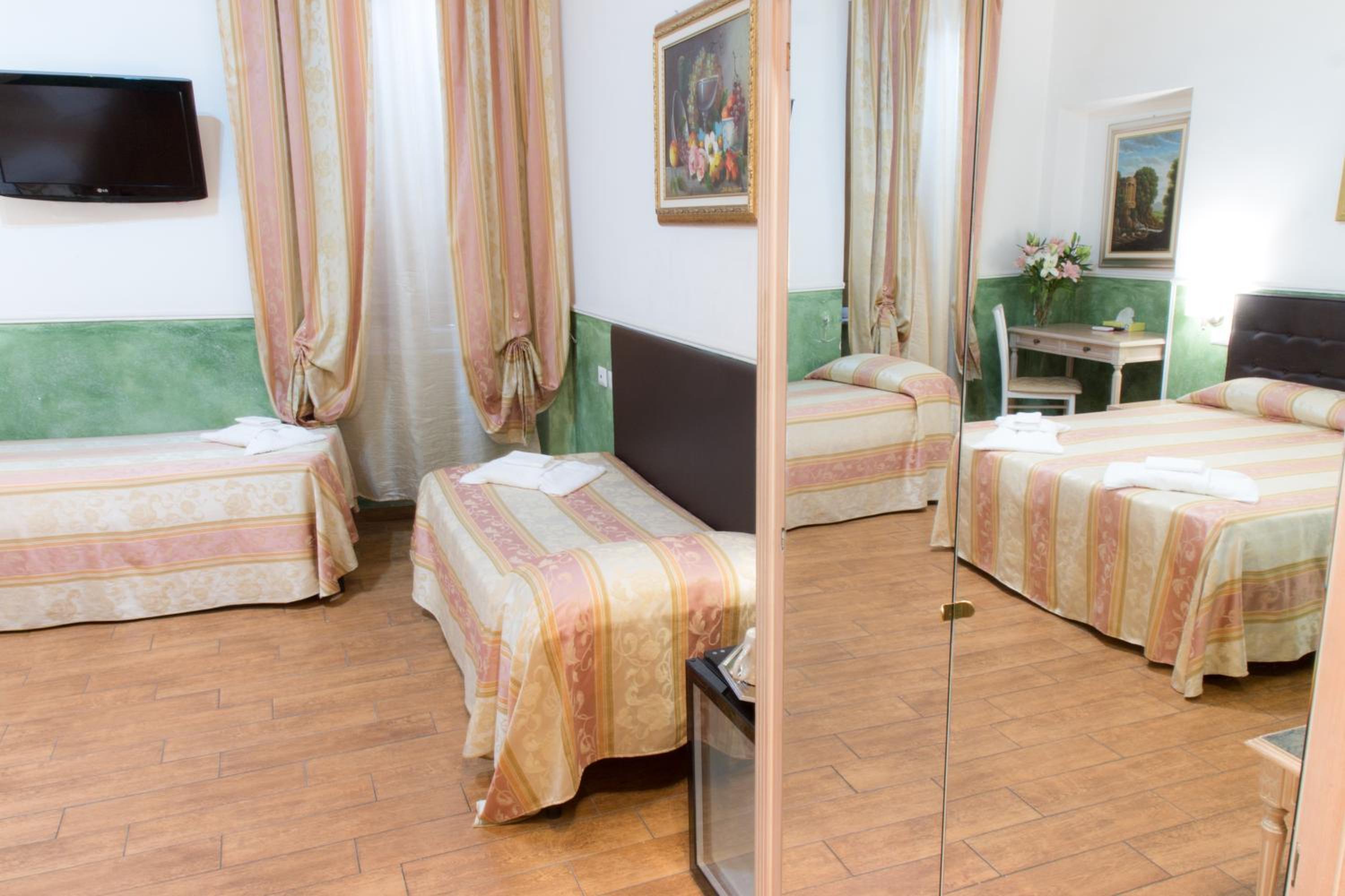 Quadruple Room photo 1