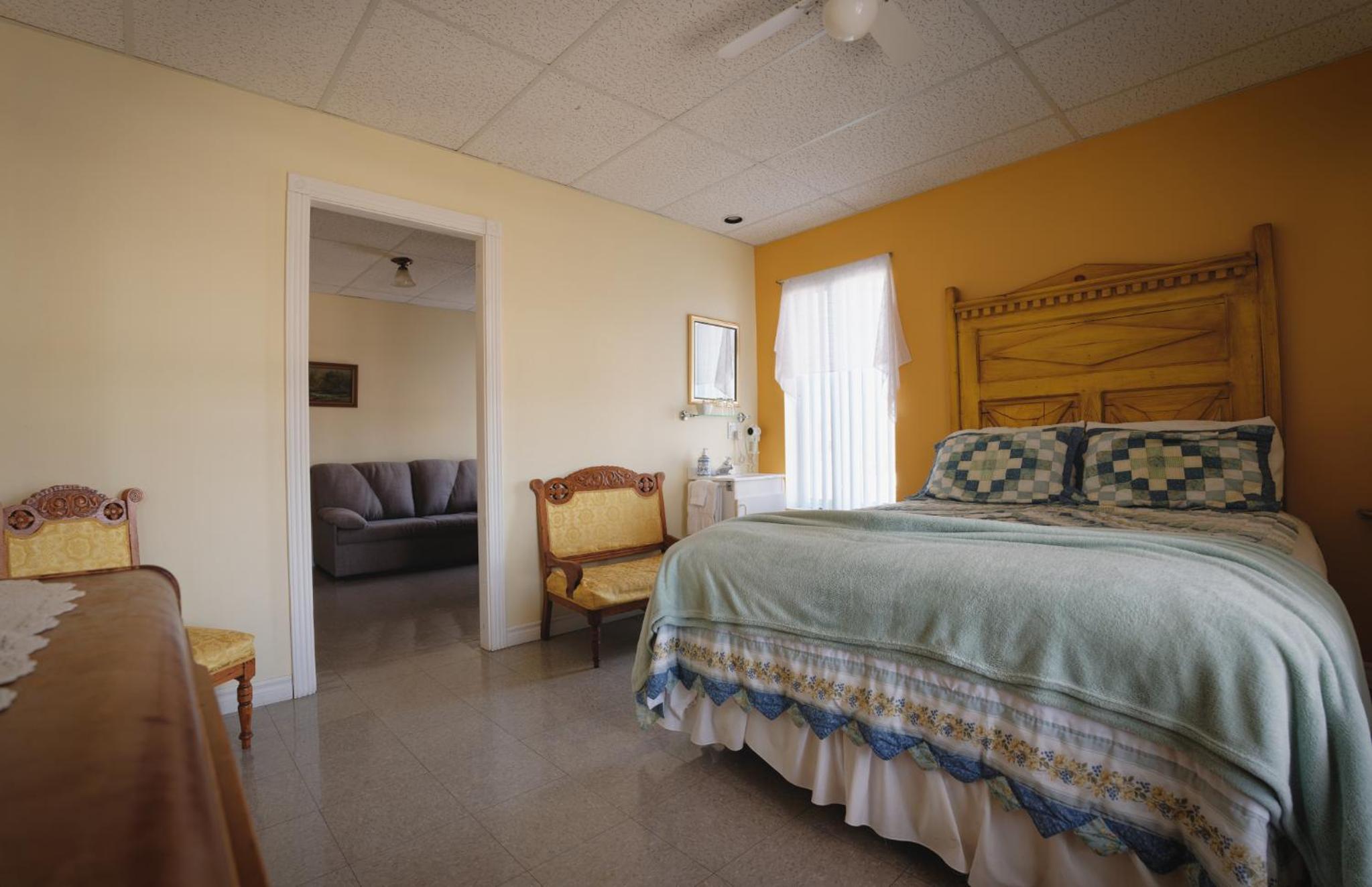 Standard Suite