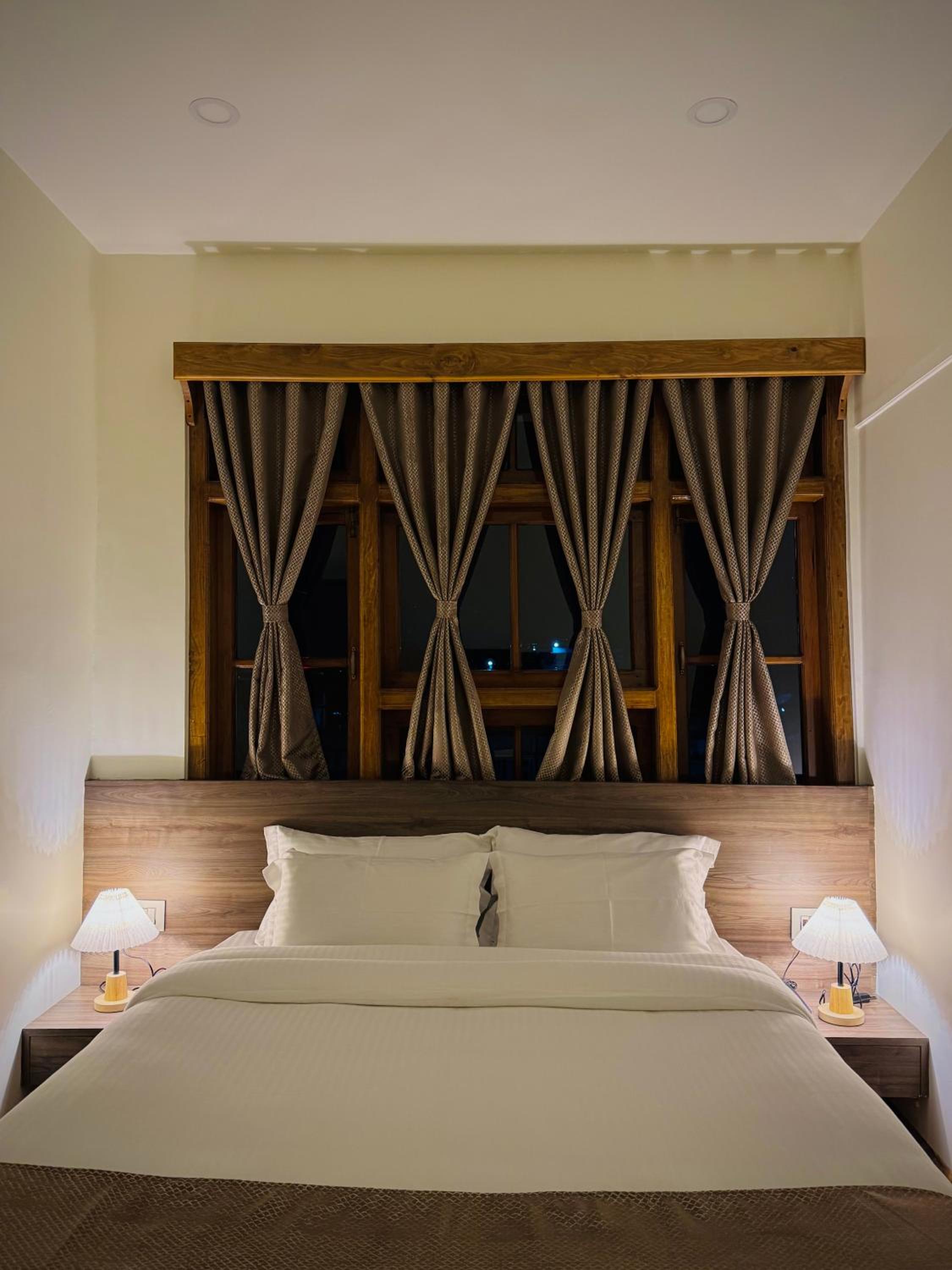 Deluxe Queen Room photo 2