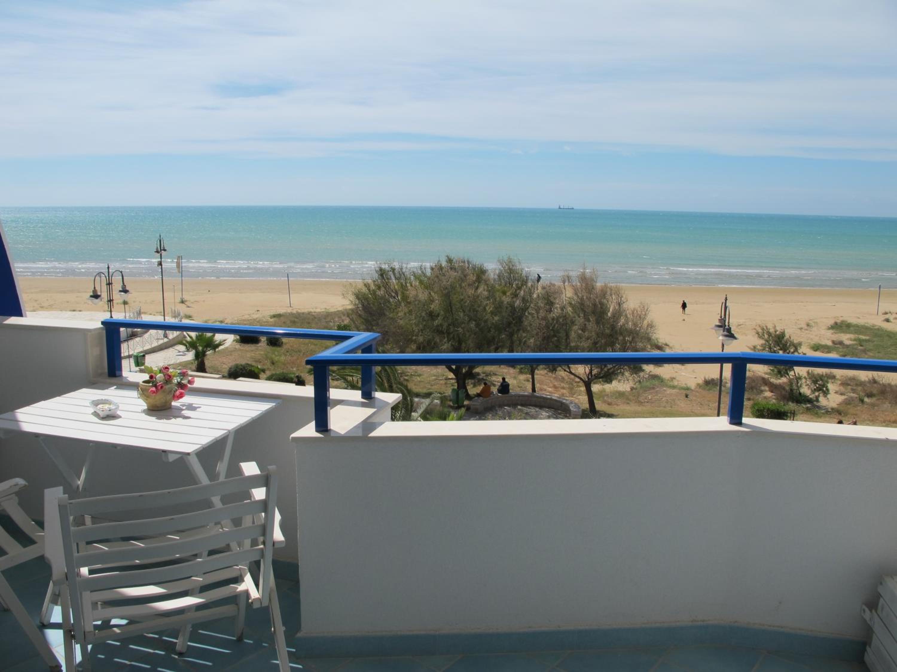 Double Room with Balcony photo 3