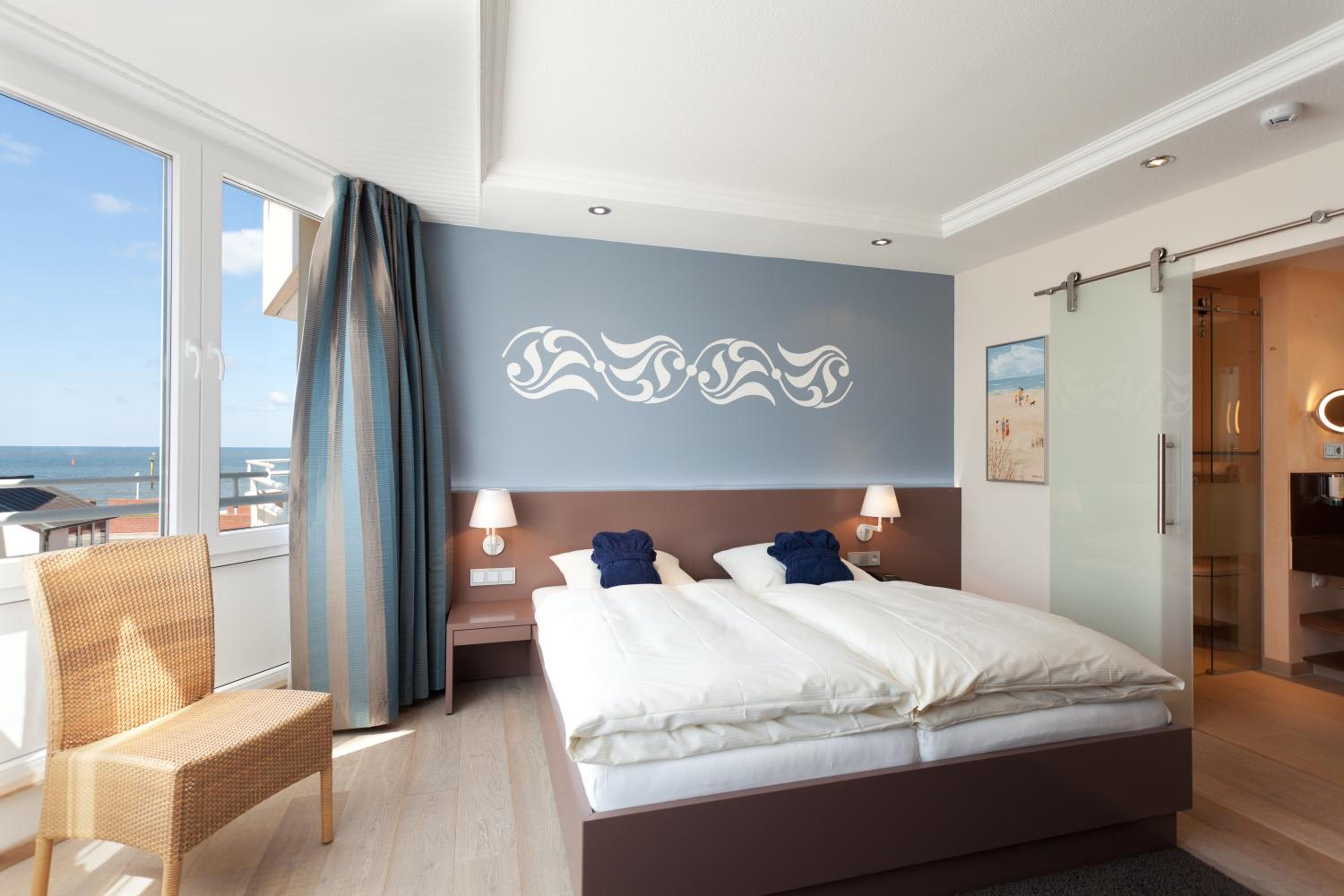 One-Bedroom Suite photo 3