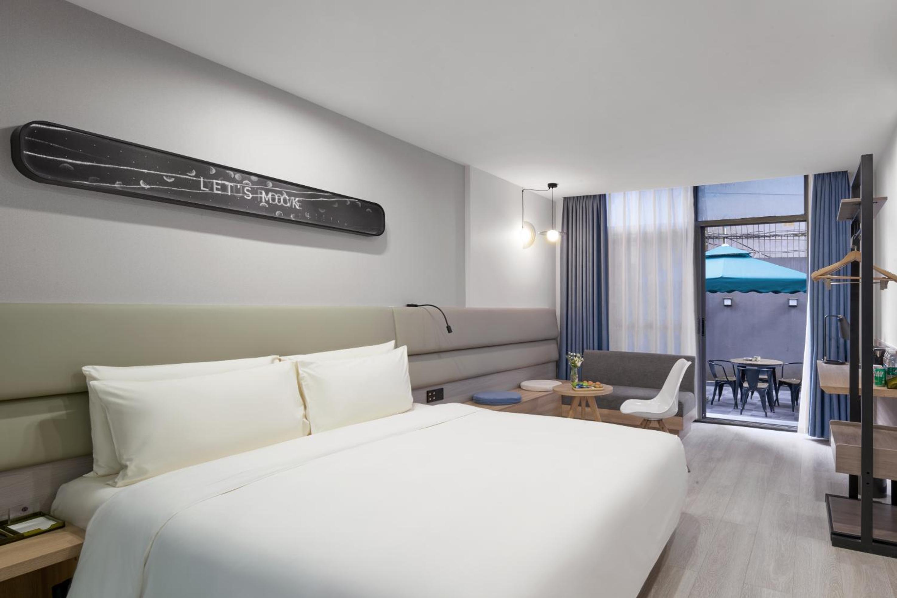 Superior Double Room with Courtyard photo 3