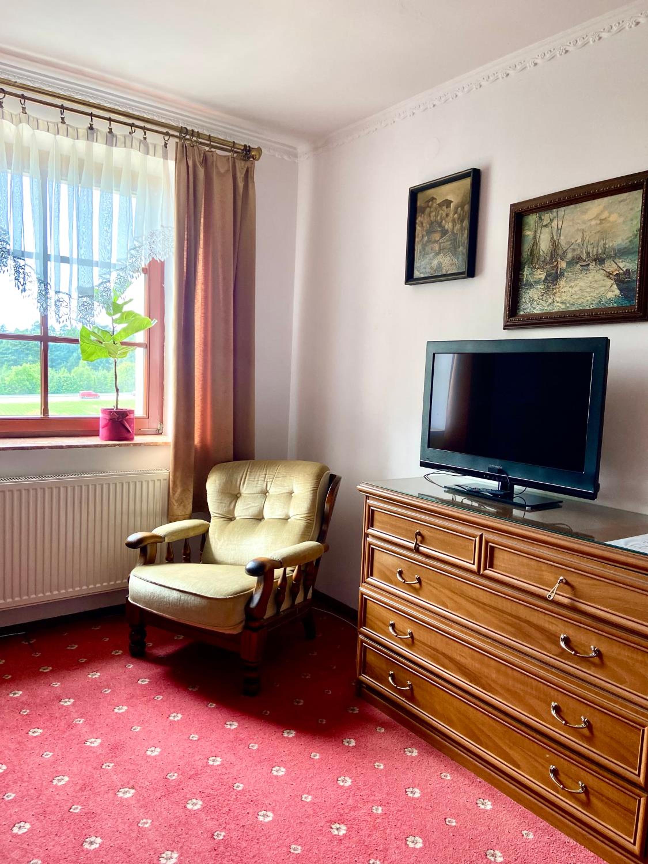 Basic Triple Room