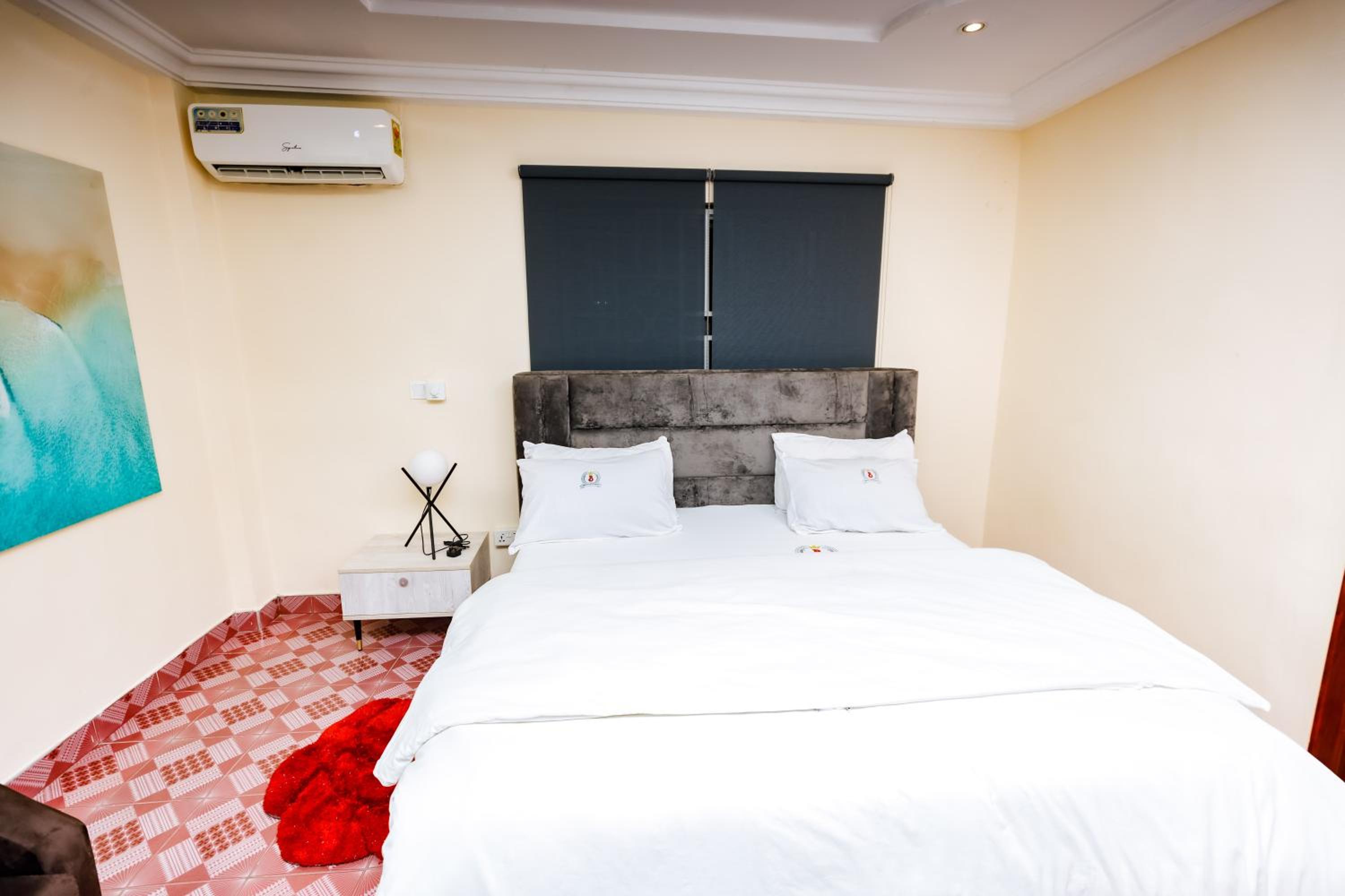 Standard Double Room photo 3