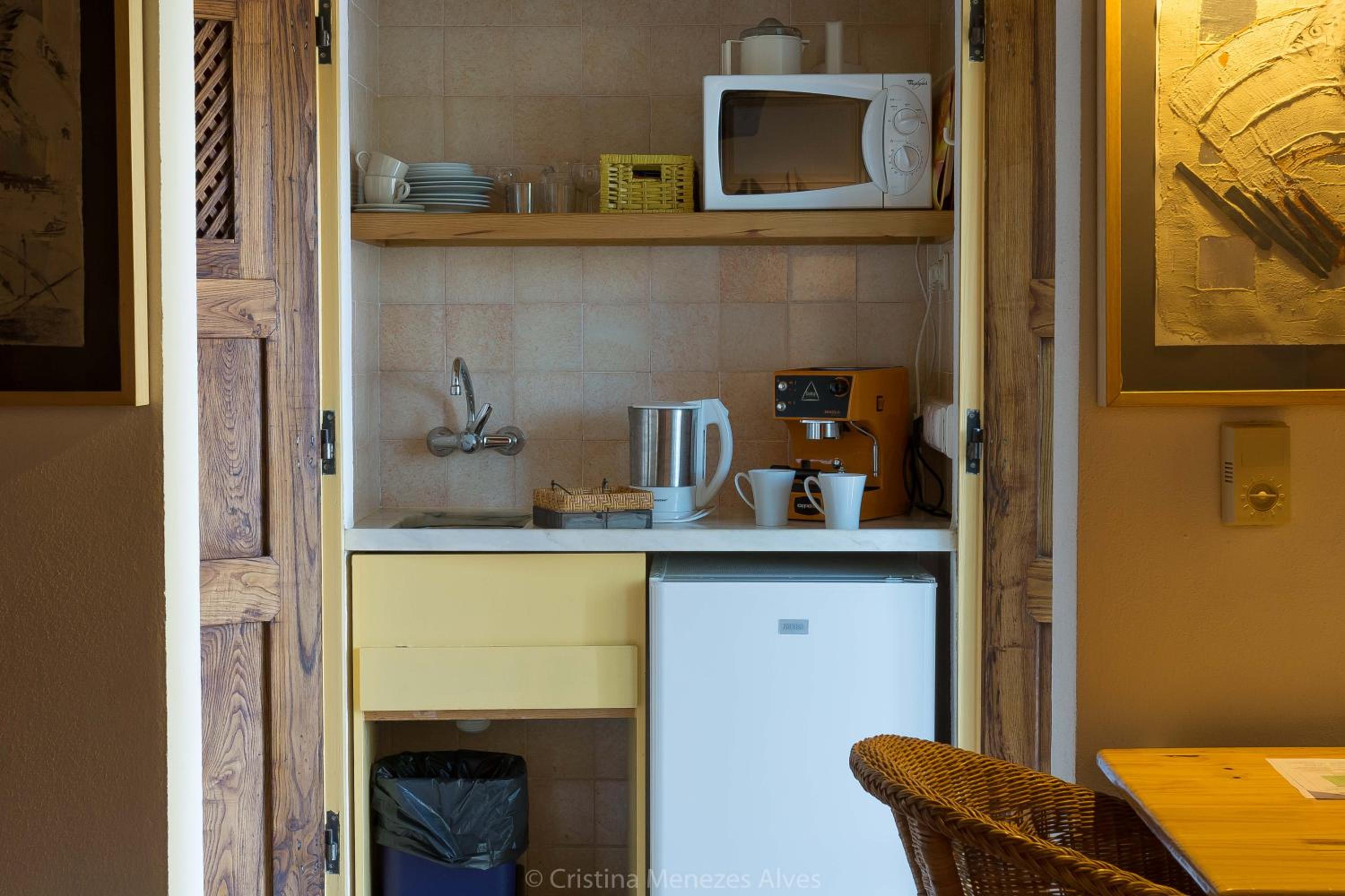 Studio Apartment - Photo 14