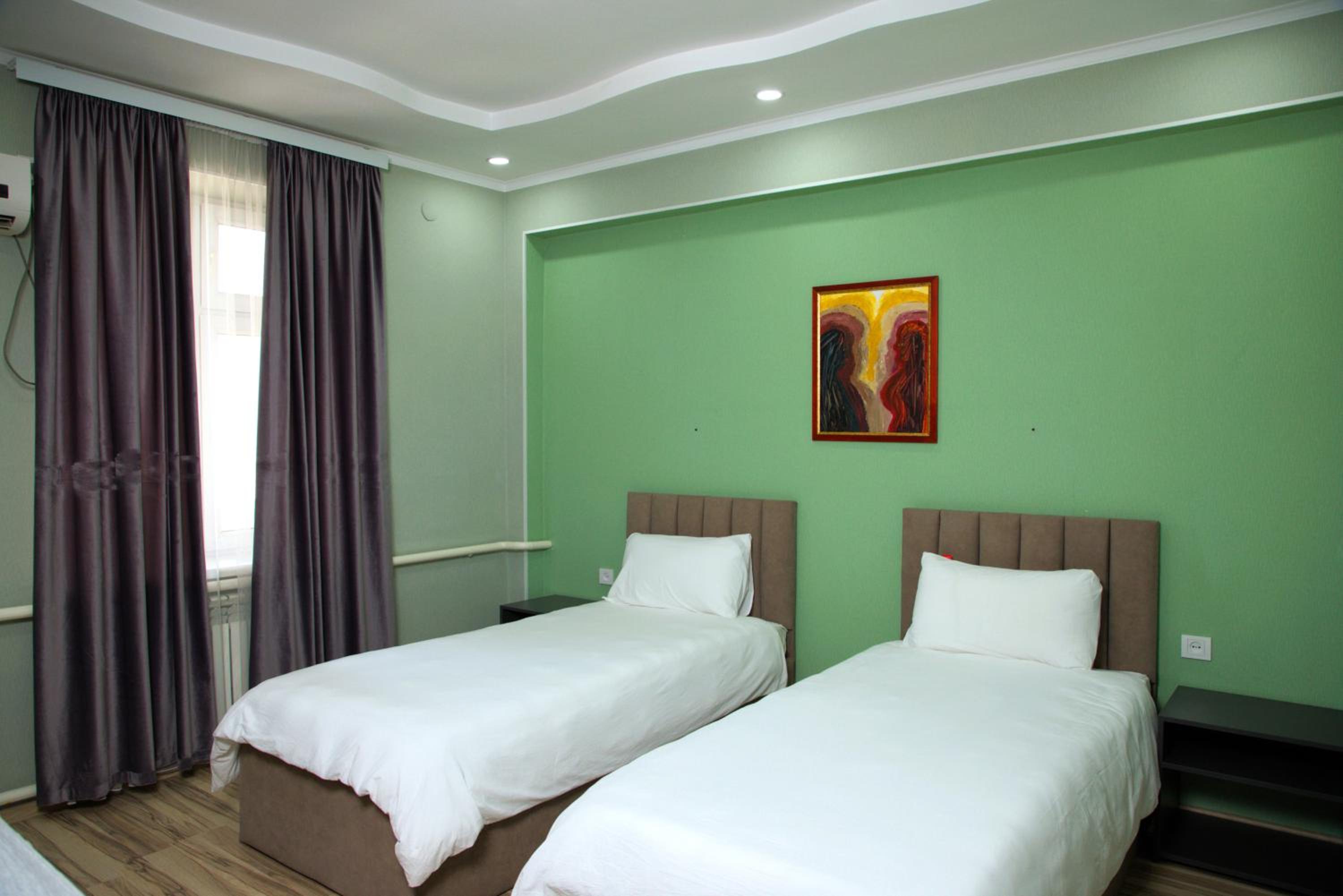 Superior Triple Room photo 2