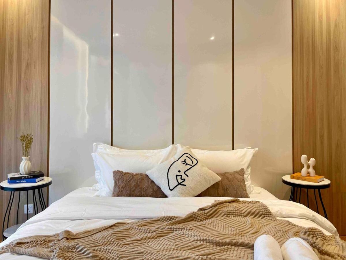 One-Bedroom Apartment with Balcony and City View