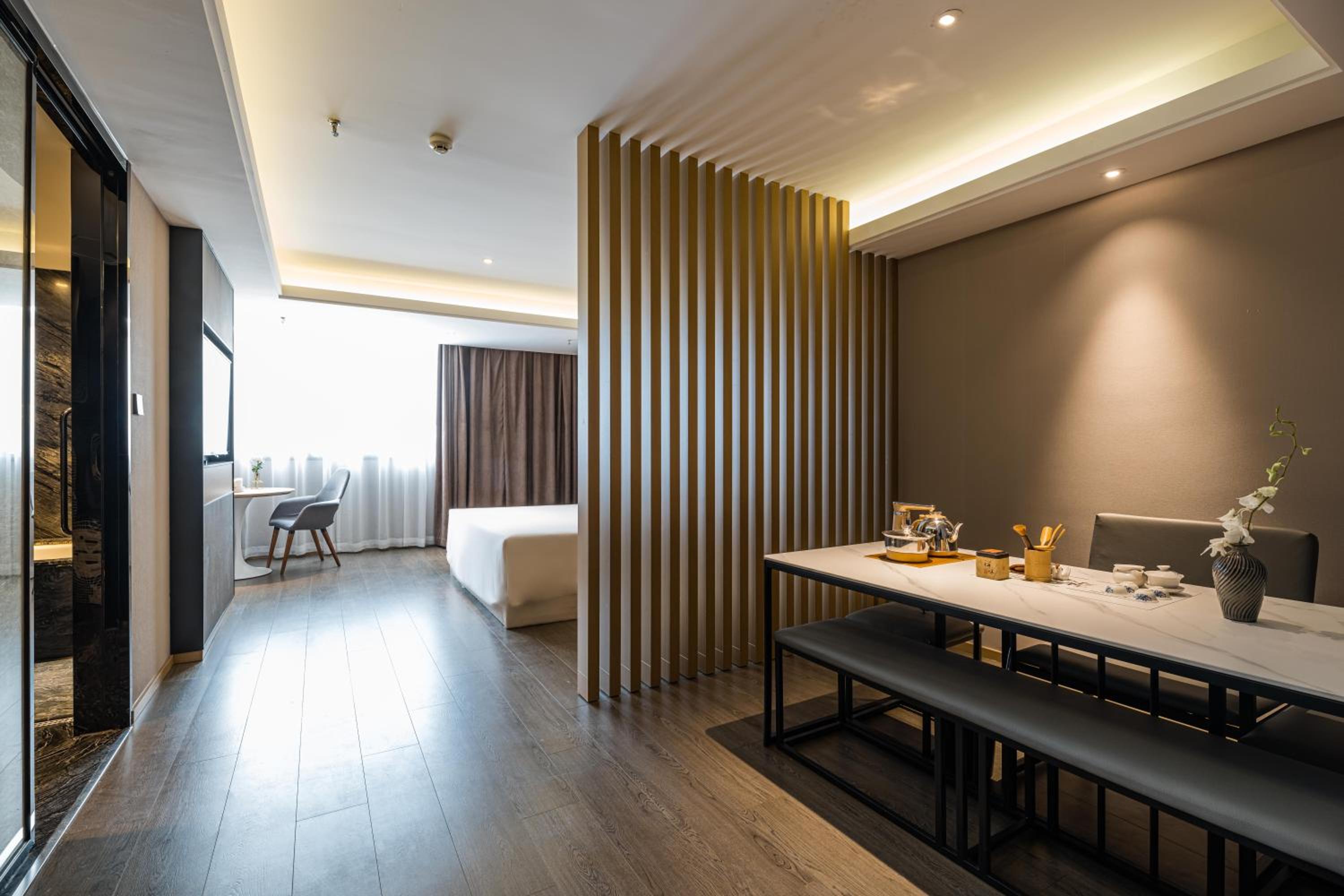 Jimu Suite with Lake View  photo 3