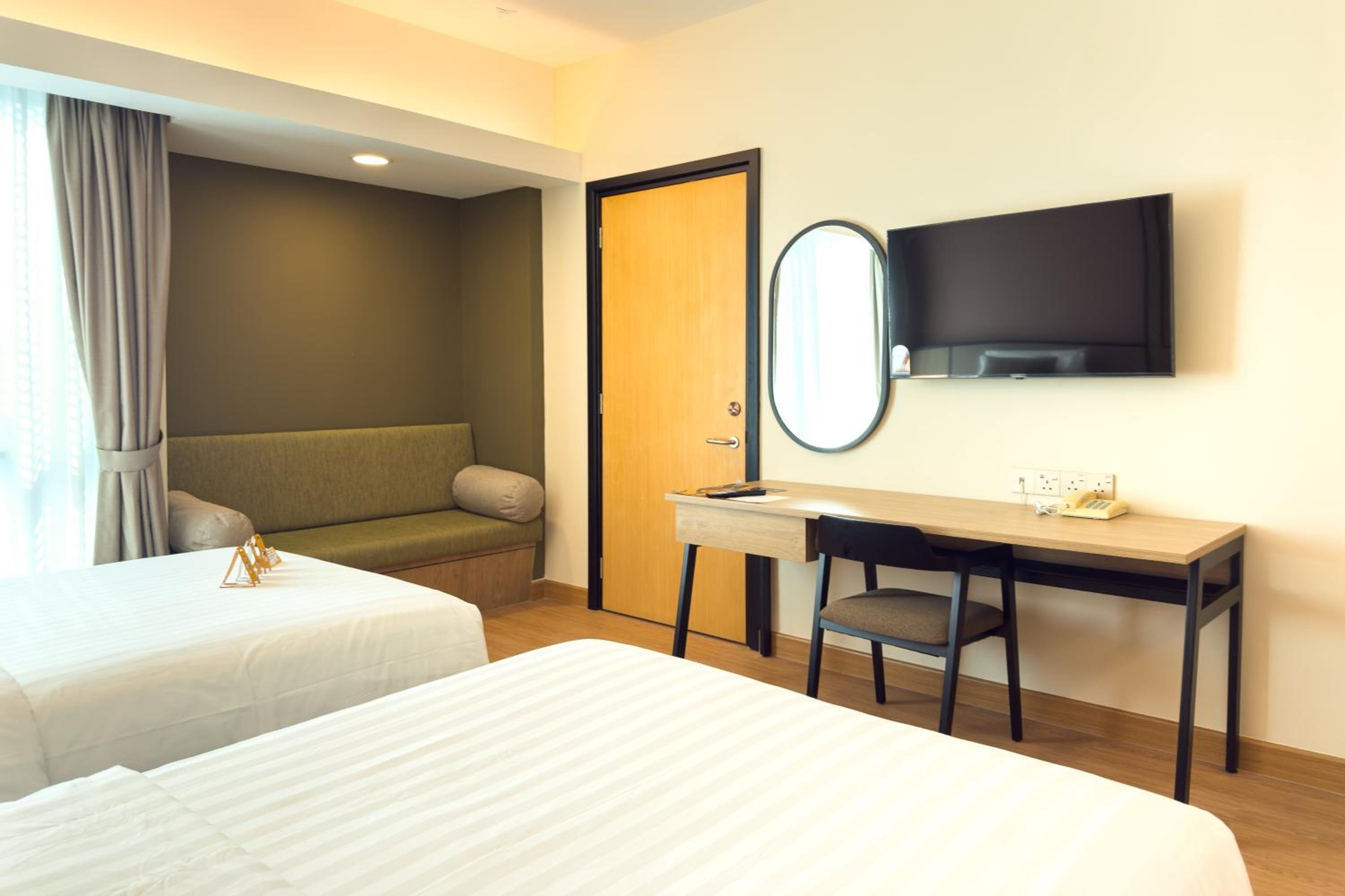 Deluxe Twin Room photo 2