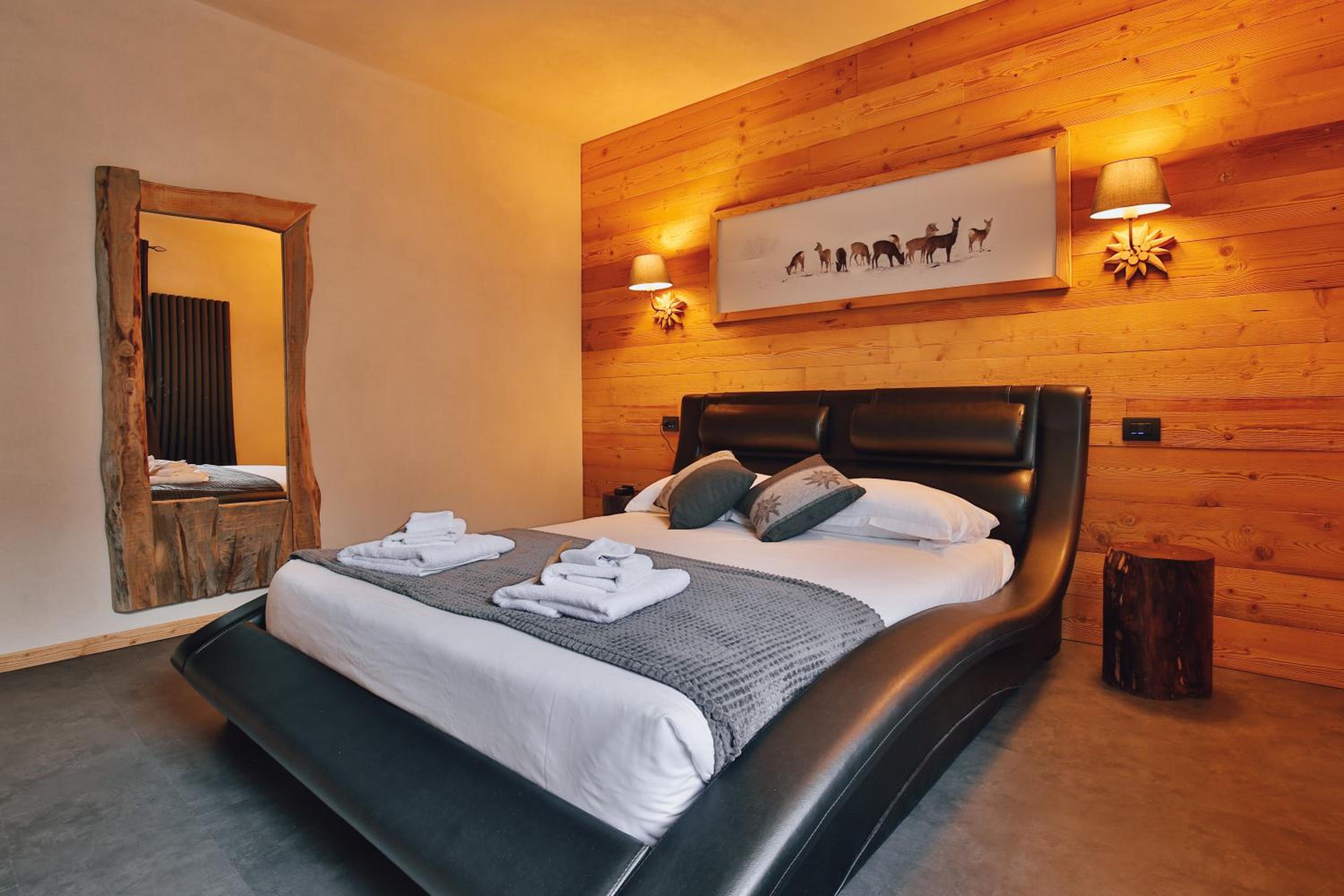 King Suite with Spa Bath photo 1