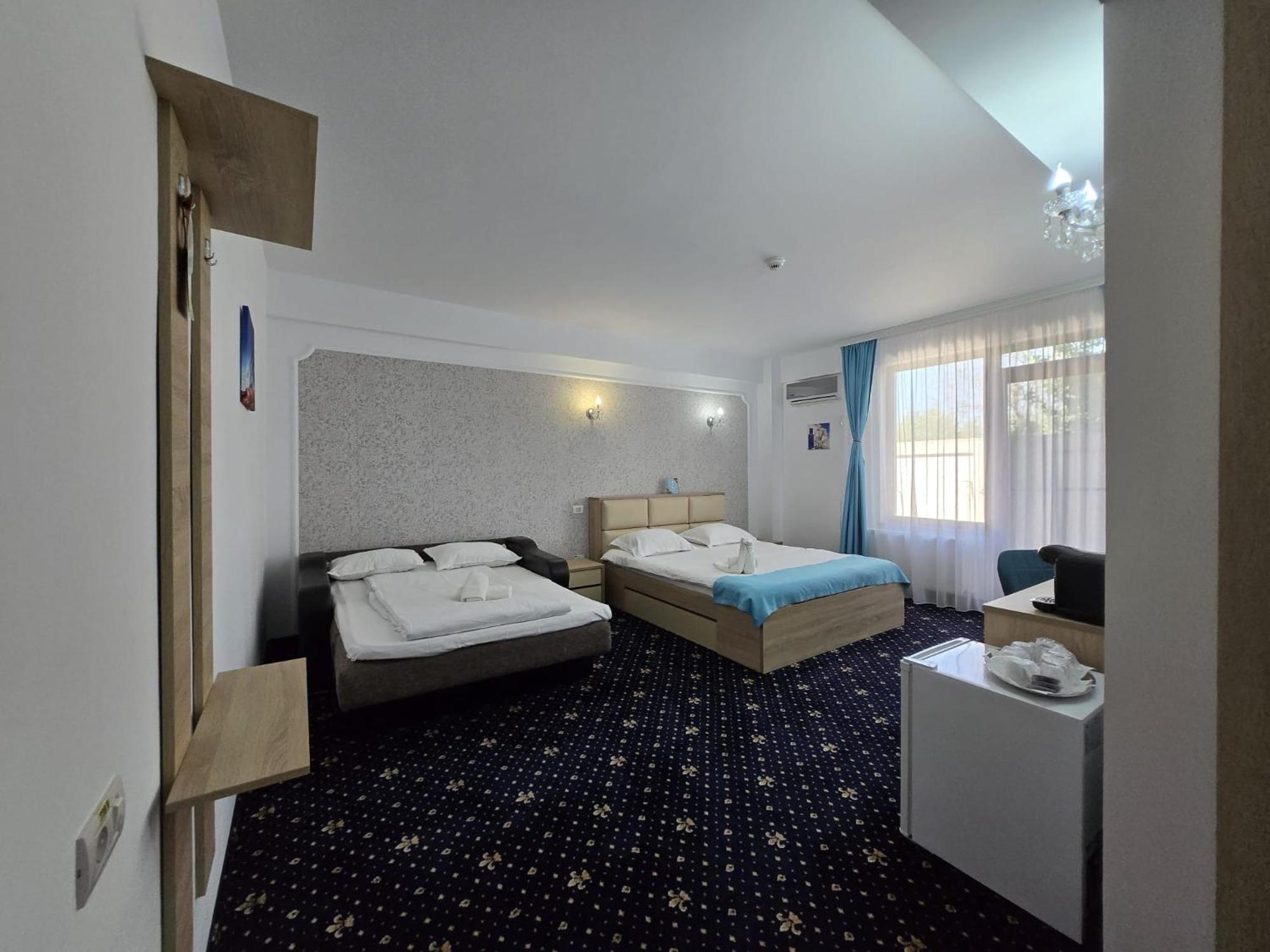 Comfort Triple Room
